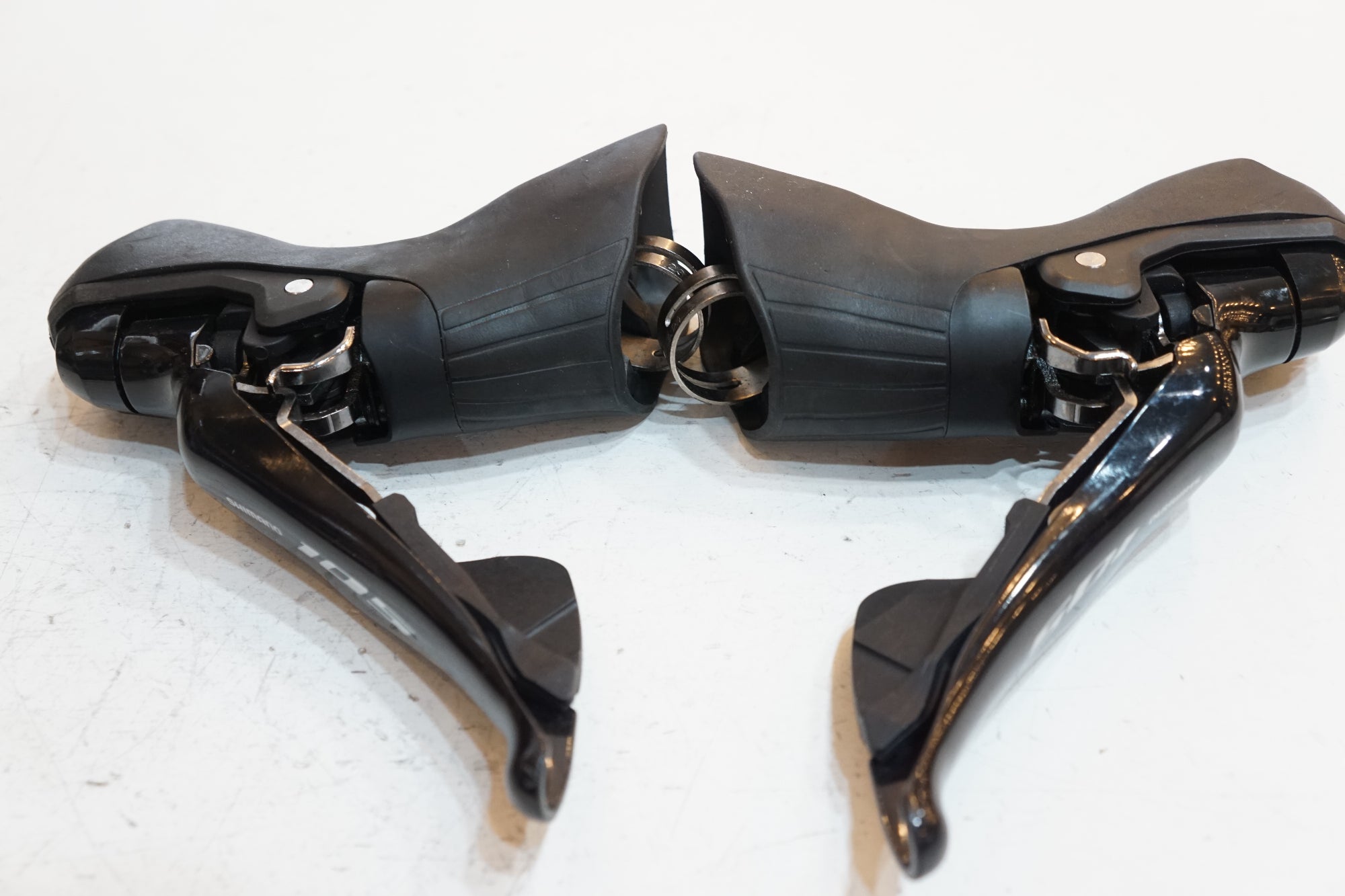SHIMANO 「シマノ」 105 ST-R7025 デュアルコントロールレバー / バイチャリ浦和ベース