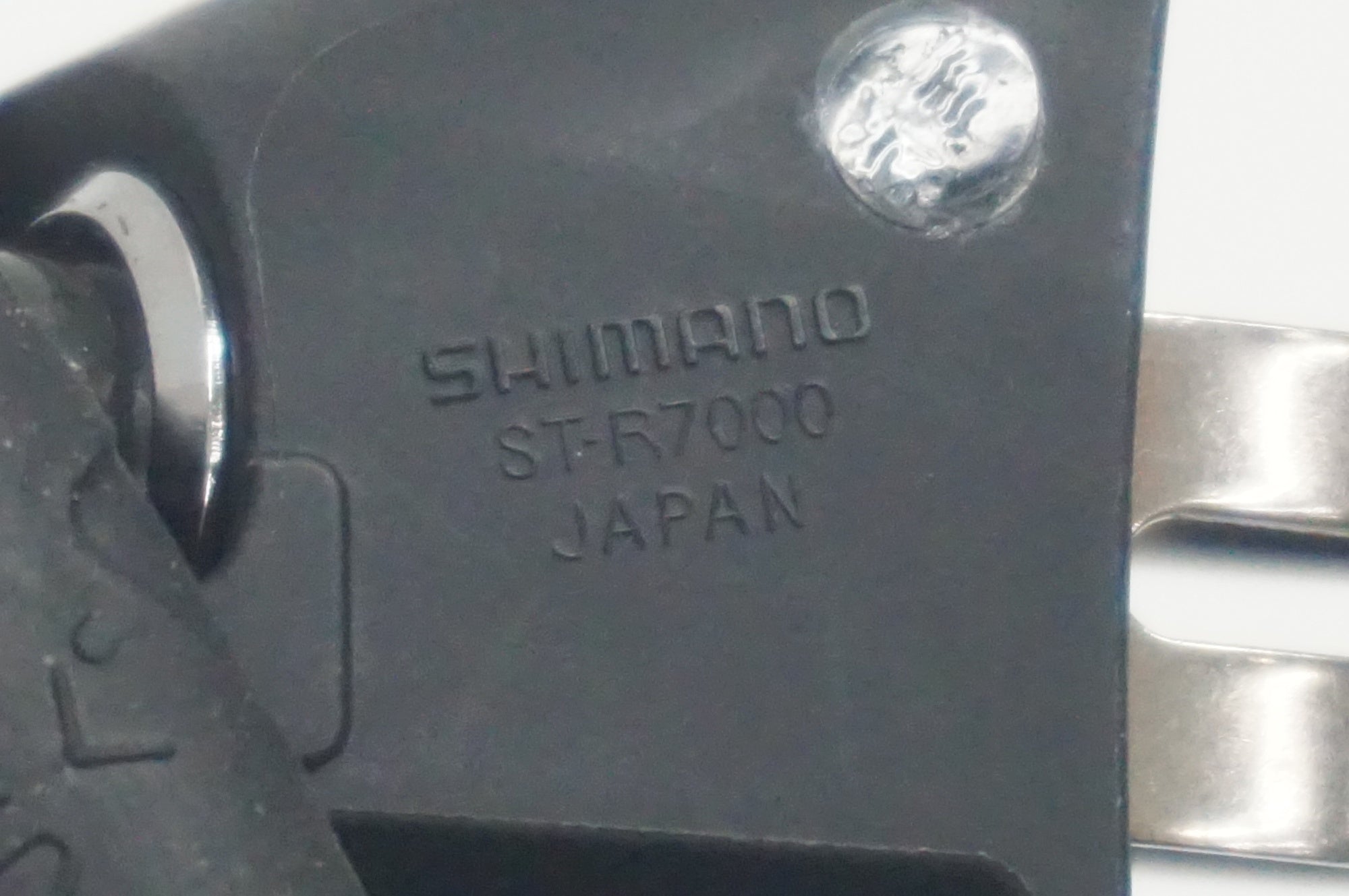 SHIMANO 「シマノ」 105 ST-R7000 デュアルコントロールレバー / 福岡