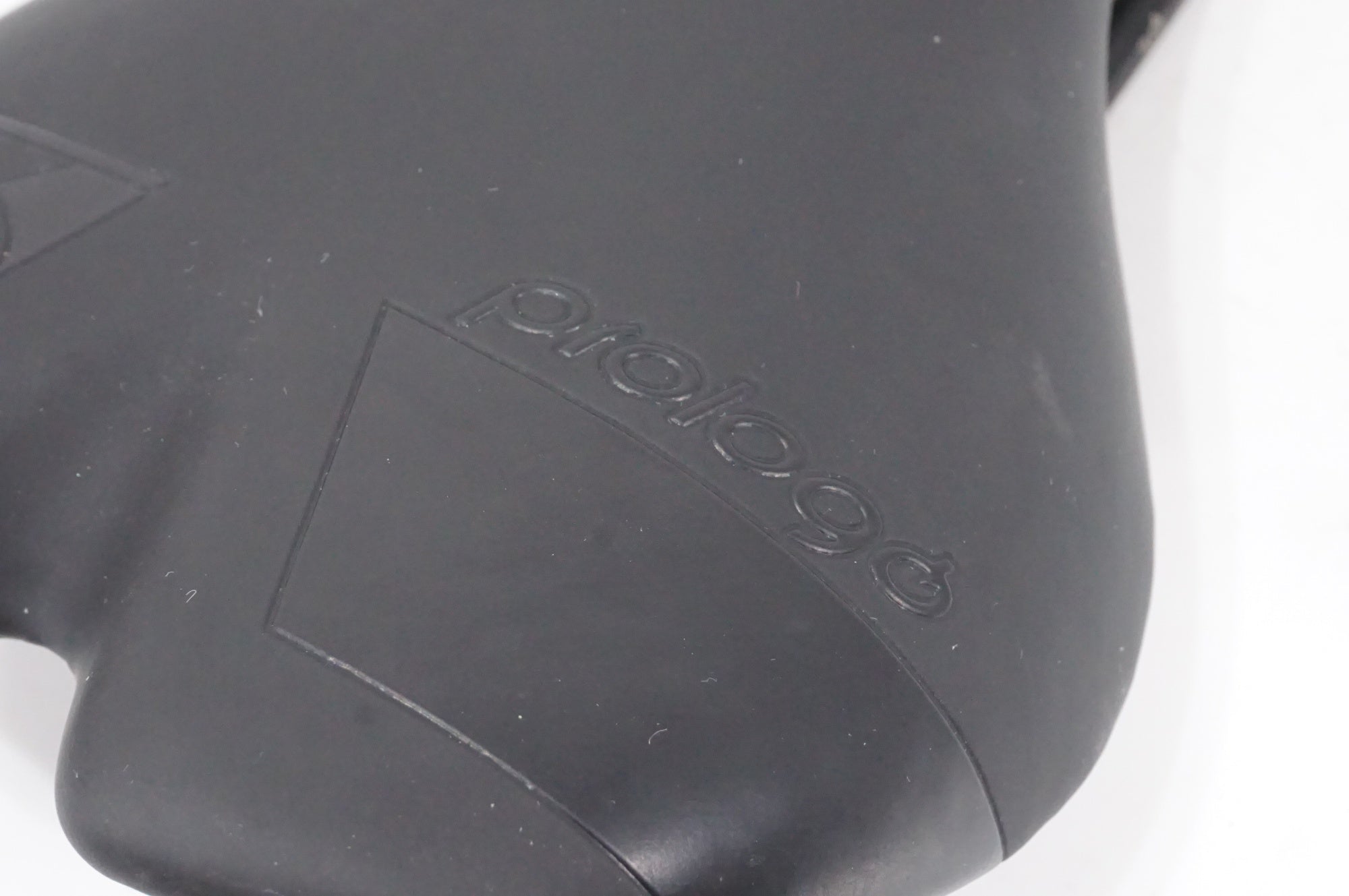 PROLOGO 「プロロゴ NAGO RS サドル / AKIBA店