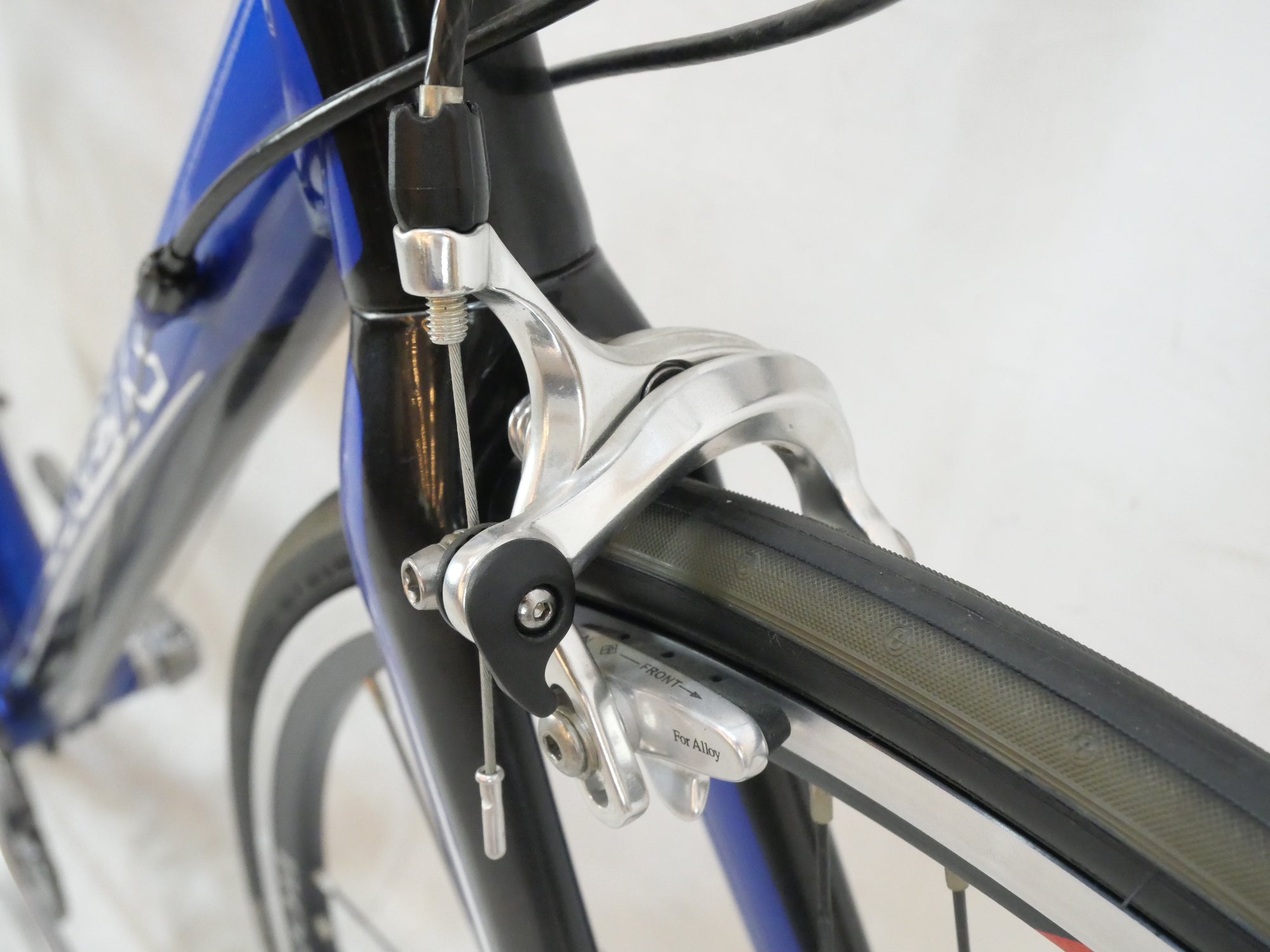 TREK 「トレック」 2.3 2008年モデル ロードバイク / 名古屋大須店