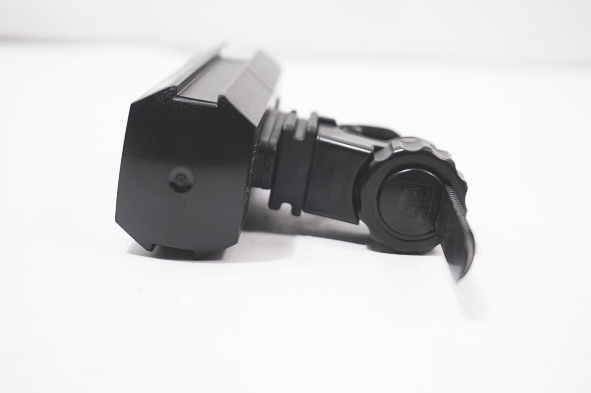 CATEYE 「キャットアイ」 AMPP300 フロントライト / バイチャリ世田谷店