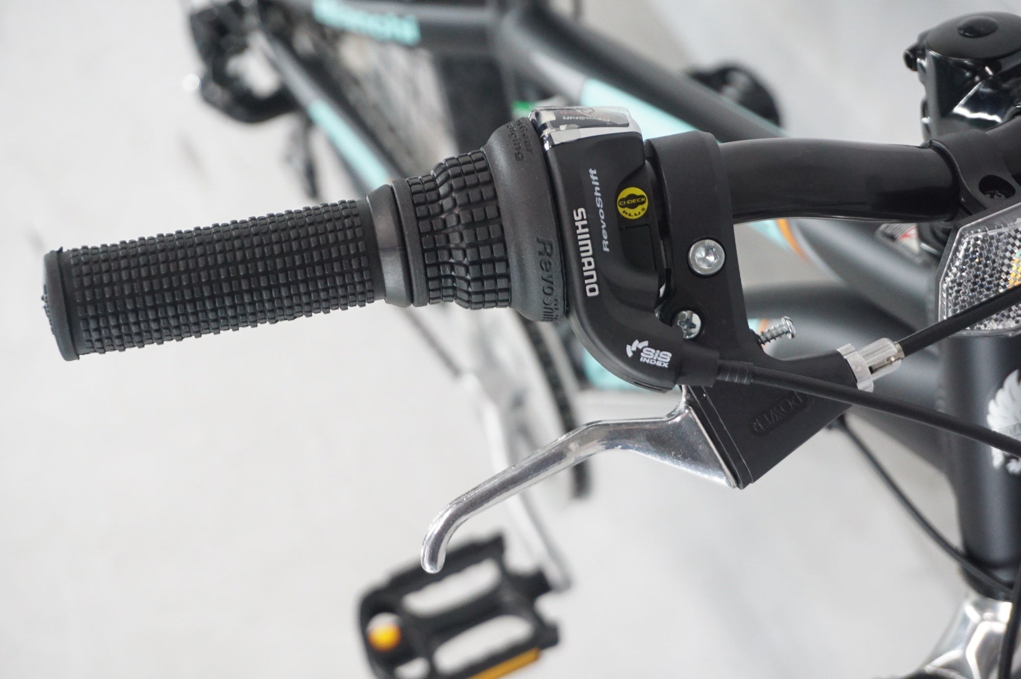 BIANCHI 「ビアンキ」 JUNIOR DUEL 2022年モデル 20インチ キッズバイク / 阪急塚口店