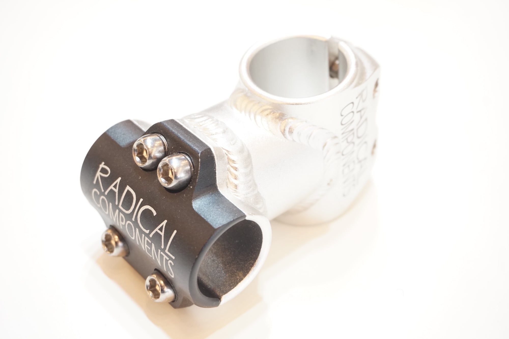 RADICAL COMPONENTS 「ラジカルコンポーネンツ」　φ25.4 50mm ステム / バイチャリ浦和ベース