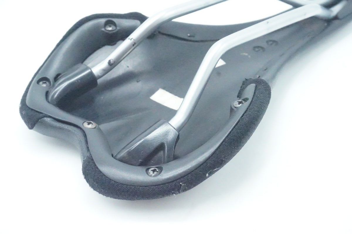 GIANT「ジャイアント」 サドル/ 京都西院店