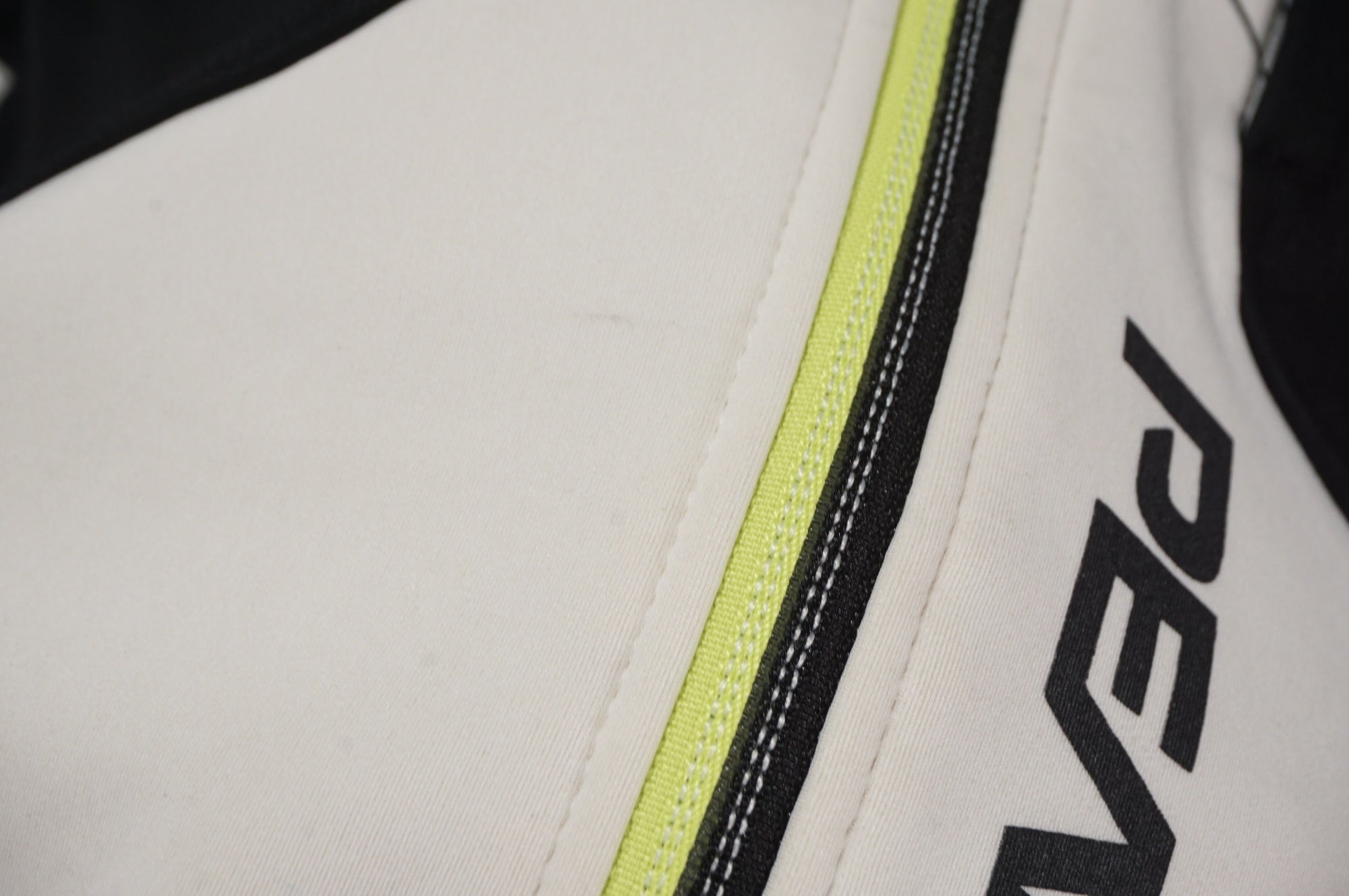 PEARL IZUMI 「パールイズミ」 AIR VENTILATION Lサイズ ジャケット / AKIBA店