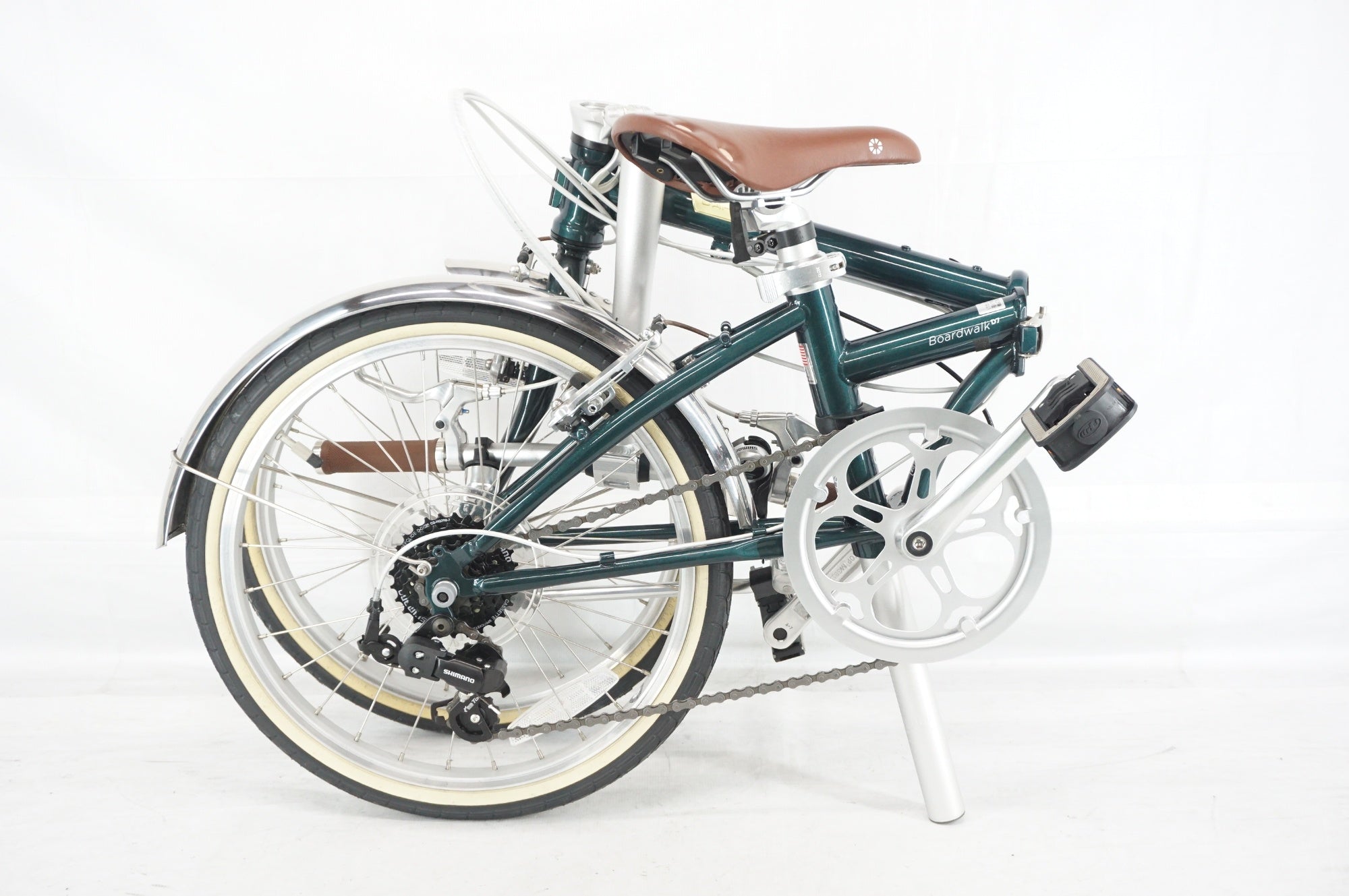 DAHON 「ダホン」 BOARDWALK D7 2022年モデル 20インチ 折り畳み自転車 / 阪急塚口店