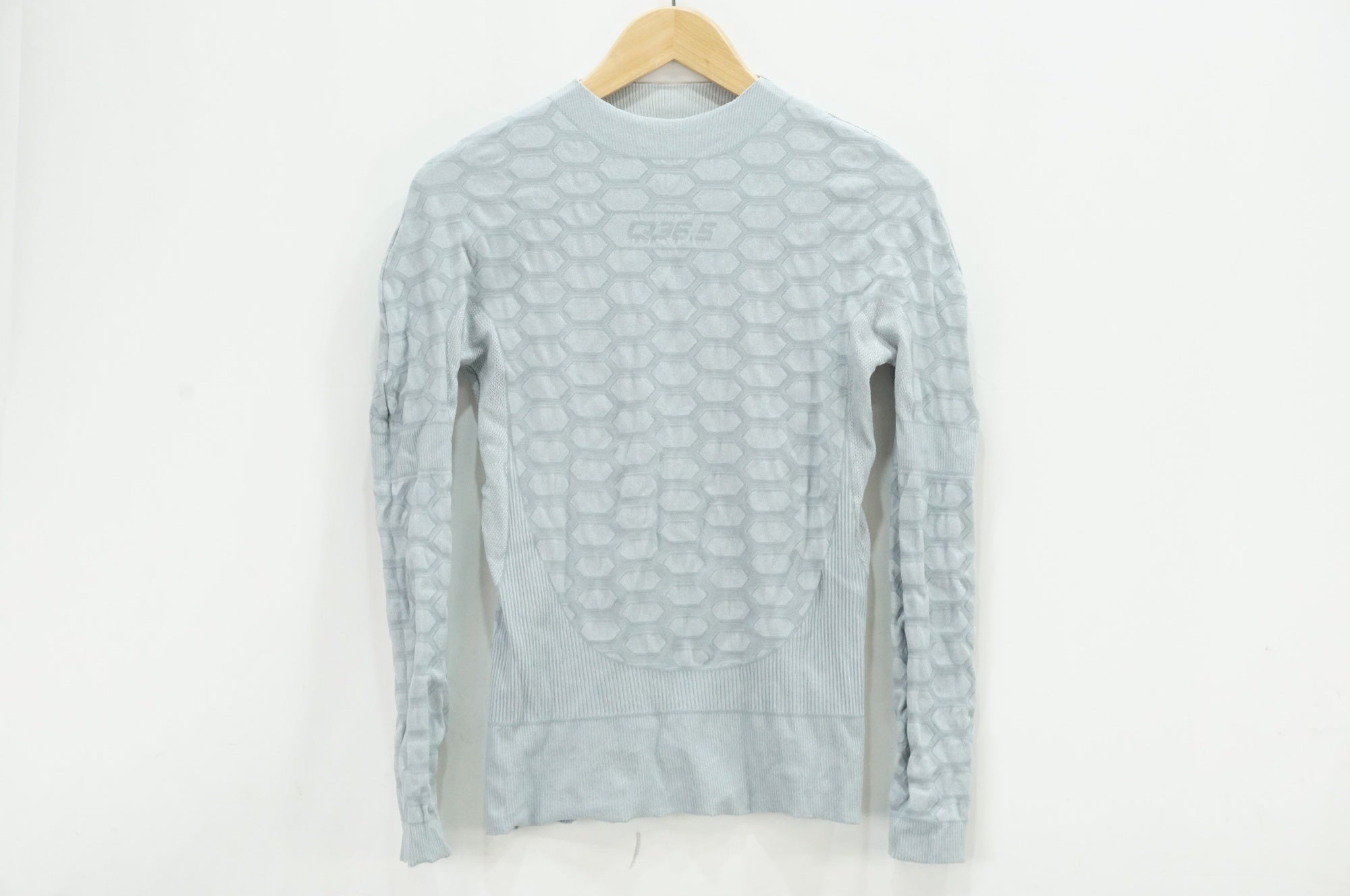 Q36.5 「キューサーティシックスポイントファイブ」 長袖 L/XLサイズ インナー / 大宮店