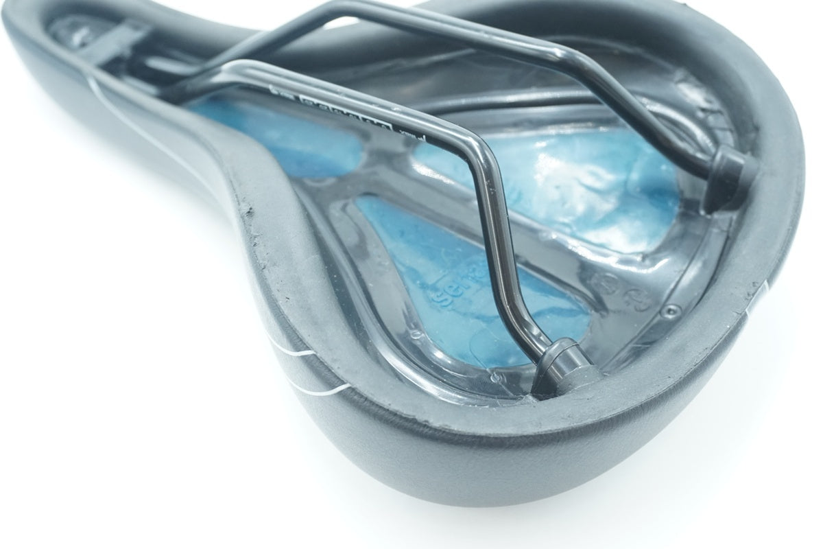 SERFAS「サーファス」 E-GEL DUAL DENSITY サドル/ 京都西院店