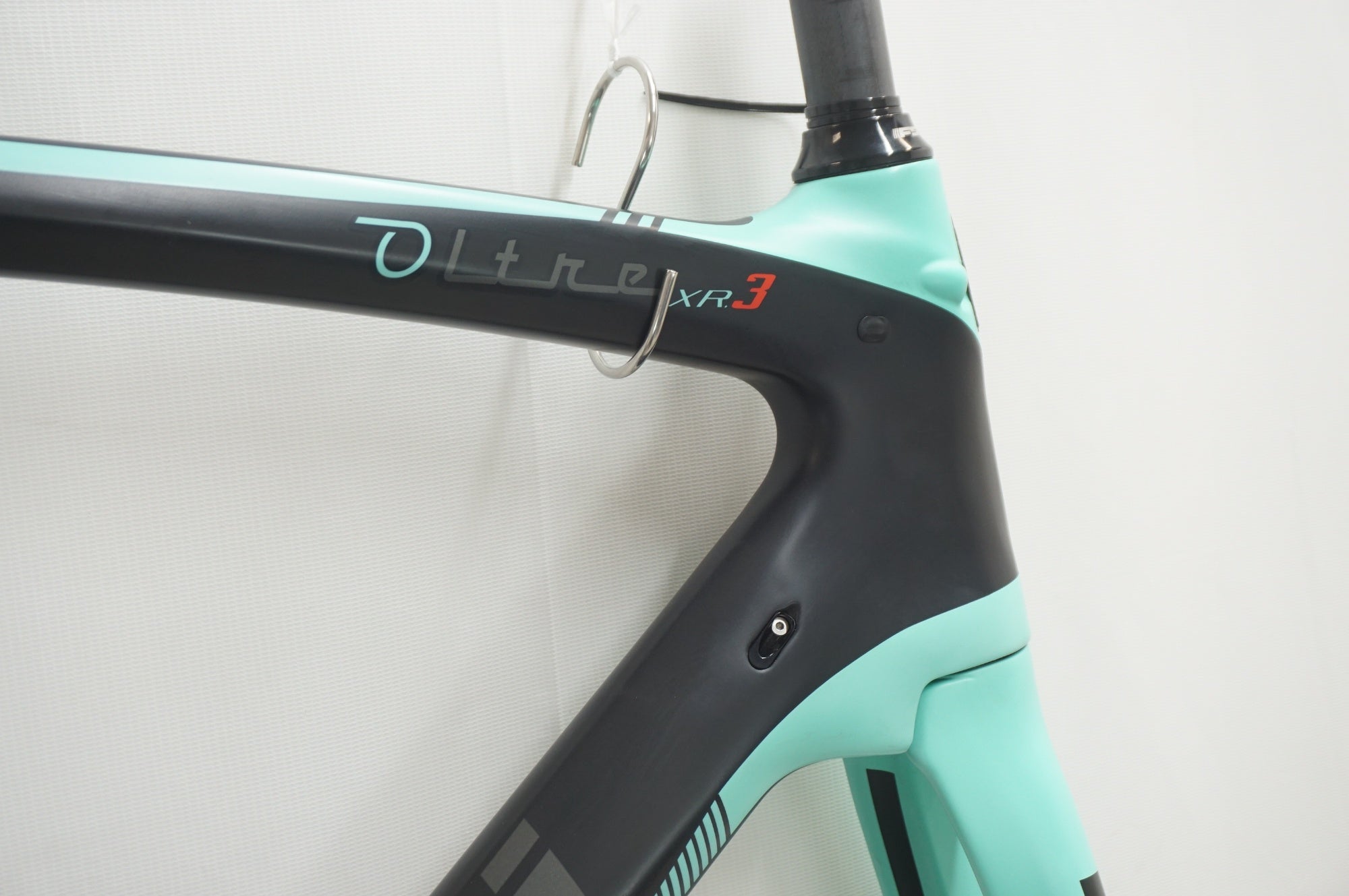 BIANCHI 「ビアンキ」 OLTRE XR3 2017年モデル フレームセット / 福岡