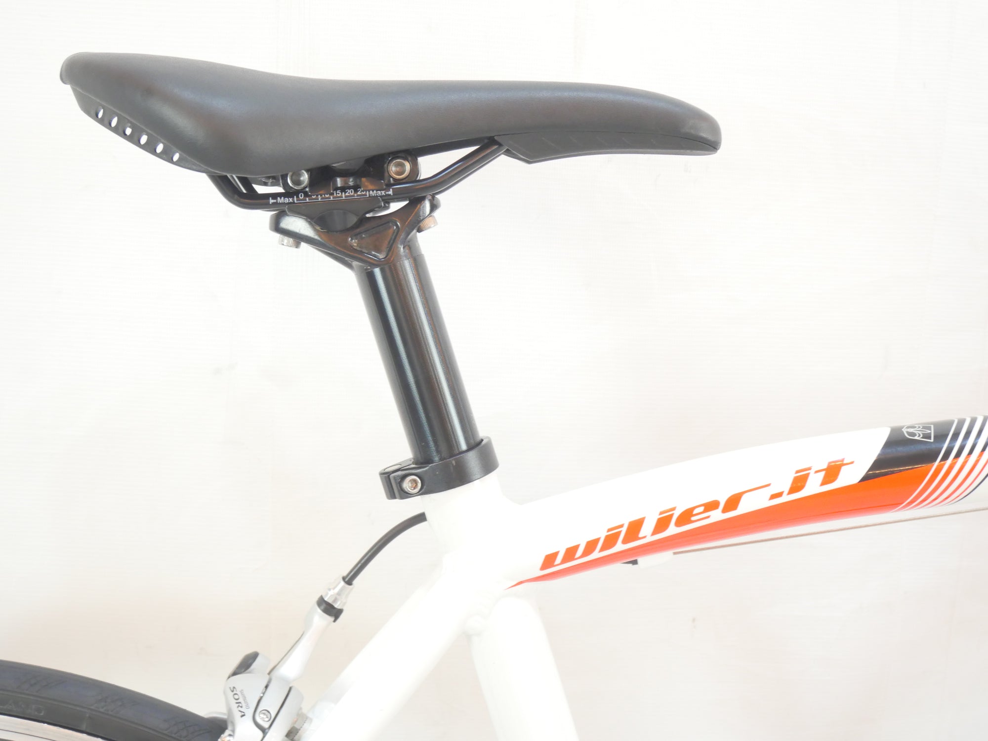 WILIER 「ウェリエール」 MONTEGRAPPA SORA 2013年モデル ロードバイク / バイチャリ浦和ベース