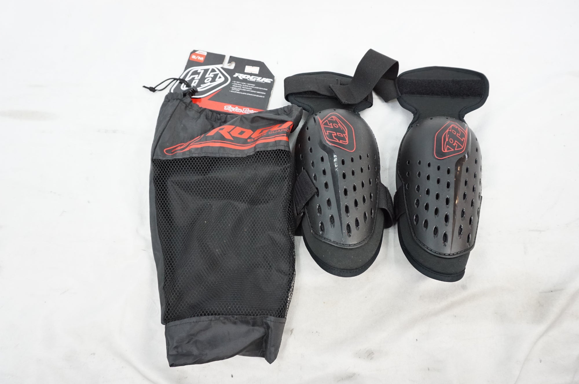 TROY LEE DESIGNS 「トロイリー デザインズ」 ROGUE UNISEX-ADULT OFF-ROAD MOTORCYCLE ELBOW GUARD HARD SHELL - BLACK/SMALL/MEDIUM / 川越店