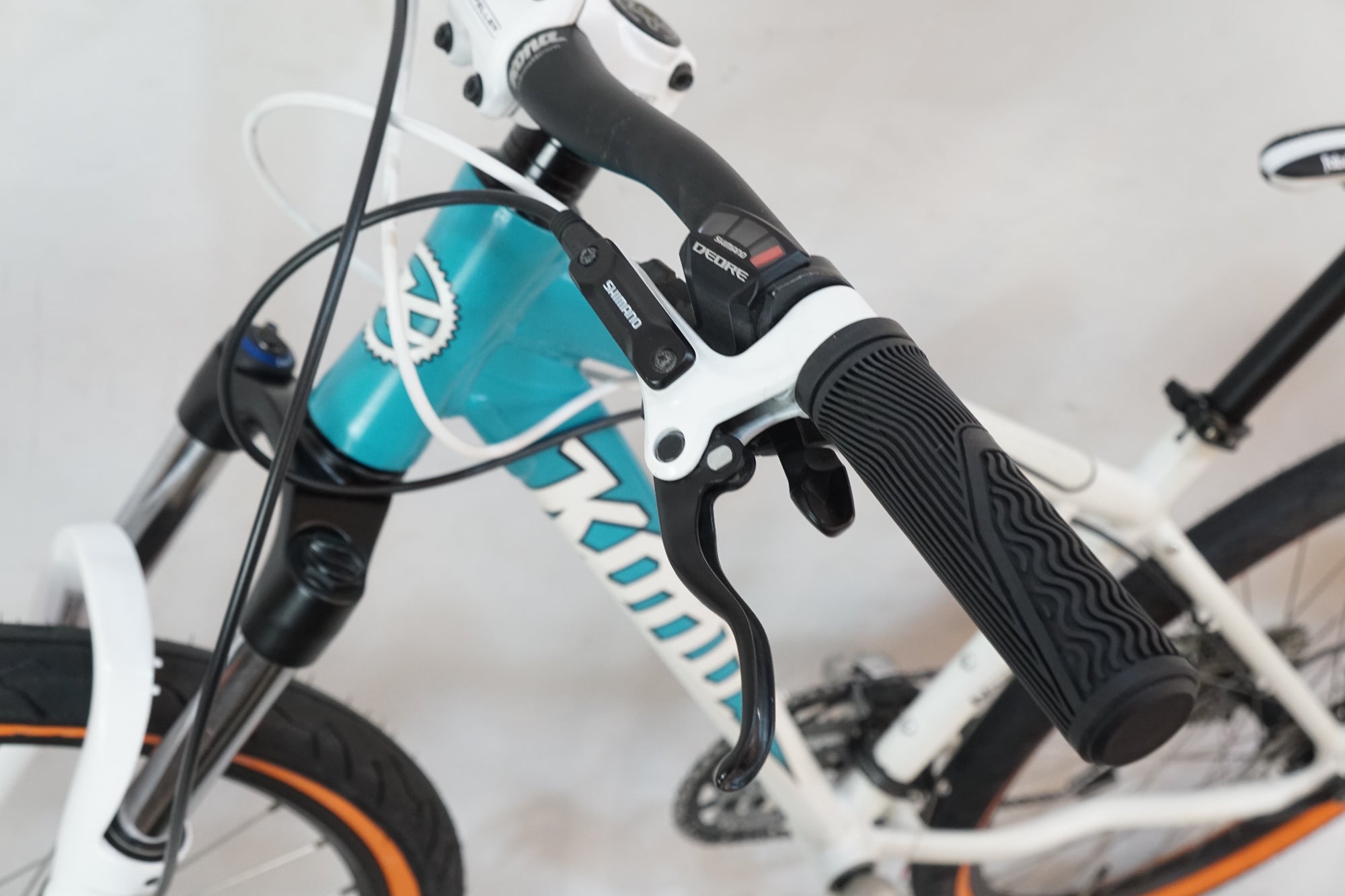 KONA 「コナ」 BLAST DELUXE 2010年モデル マウンテンバイク / バイチャリ浦和ベース