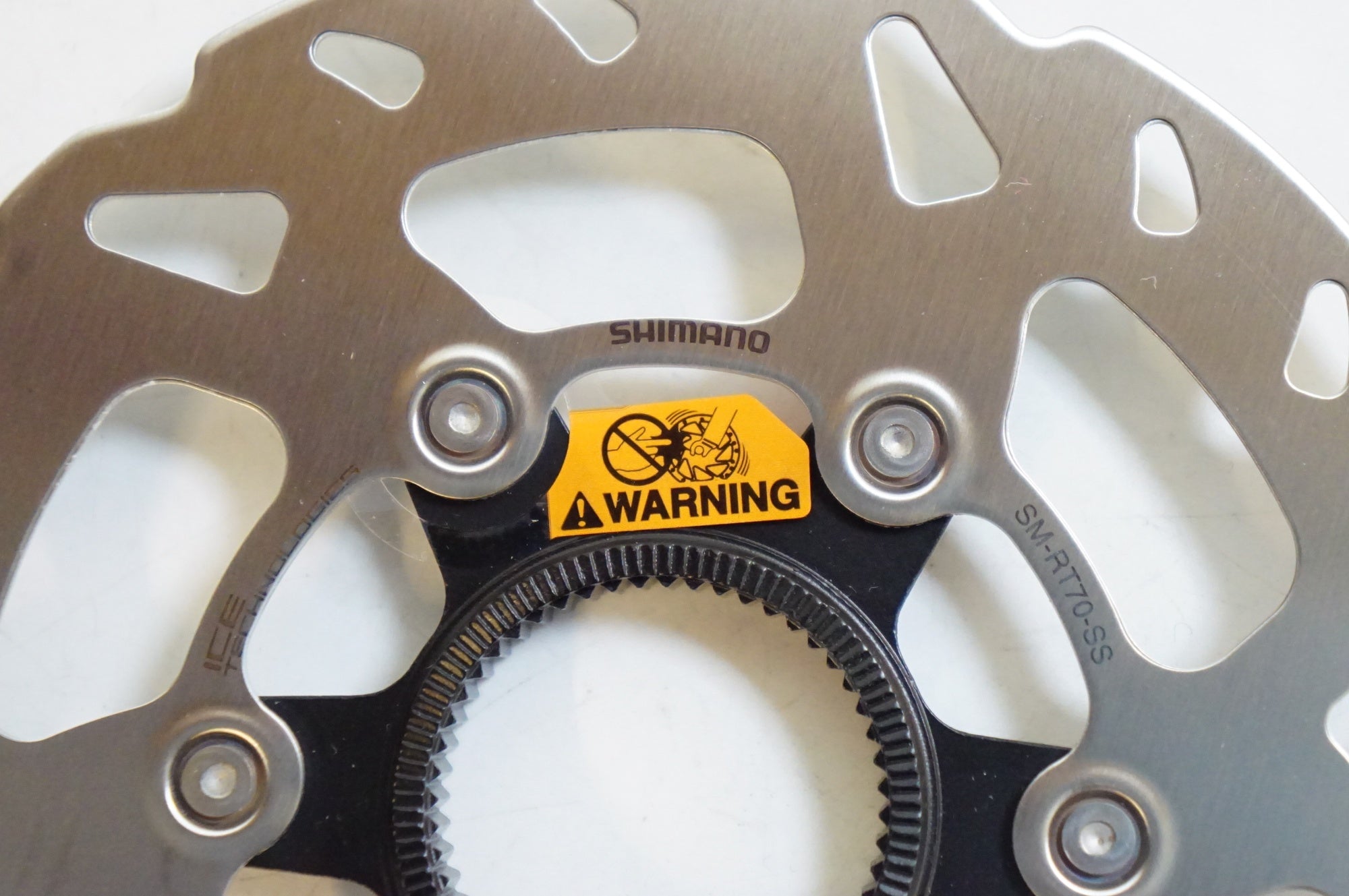 SHIMANO 「シマノ」 SM-RT70 φ140mm ディスクローター / 熊谷本店