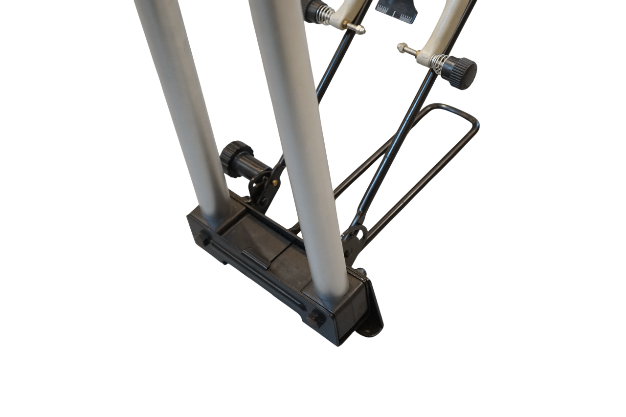 MINOURA 「ミノウラ」 WORKMAN PRO 振れ取り台 / バイチャリ浦和ベース