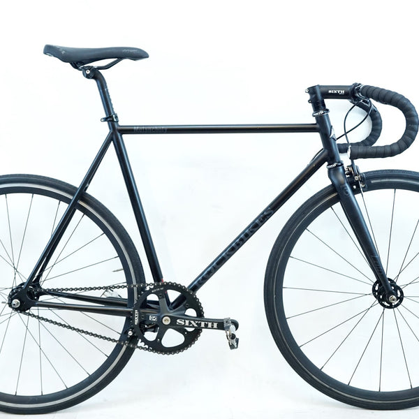 極細クロモリホリゾンタルフレームが魅力のMelancholy ROCKBIKES