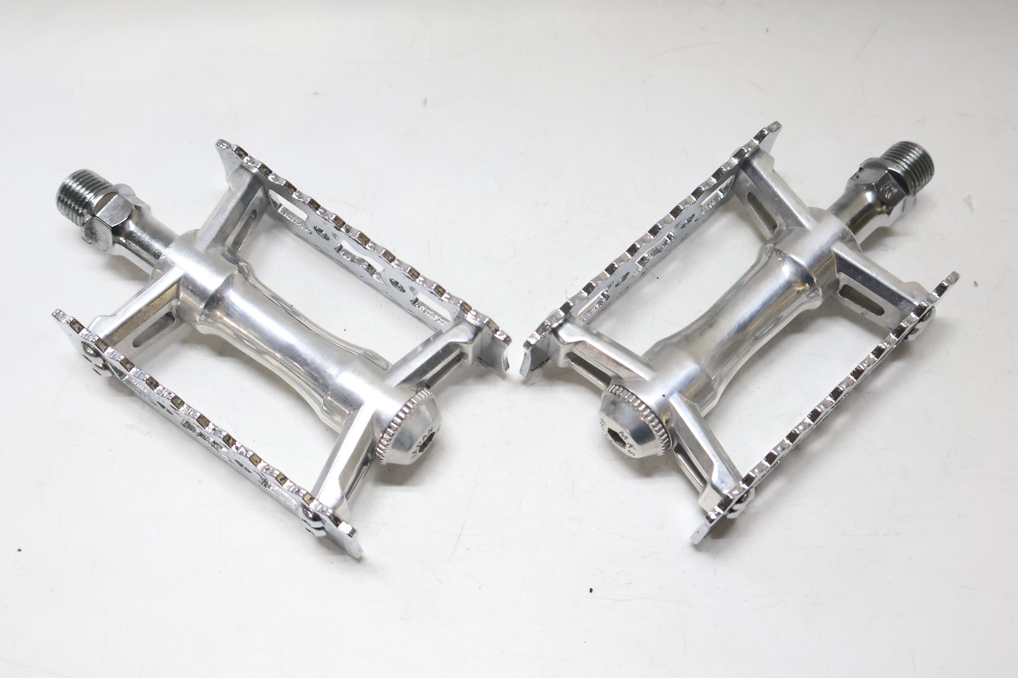 MKS 「ミカシマ」 SYLVAN TOURING NEXT ペダル / 高知店