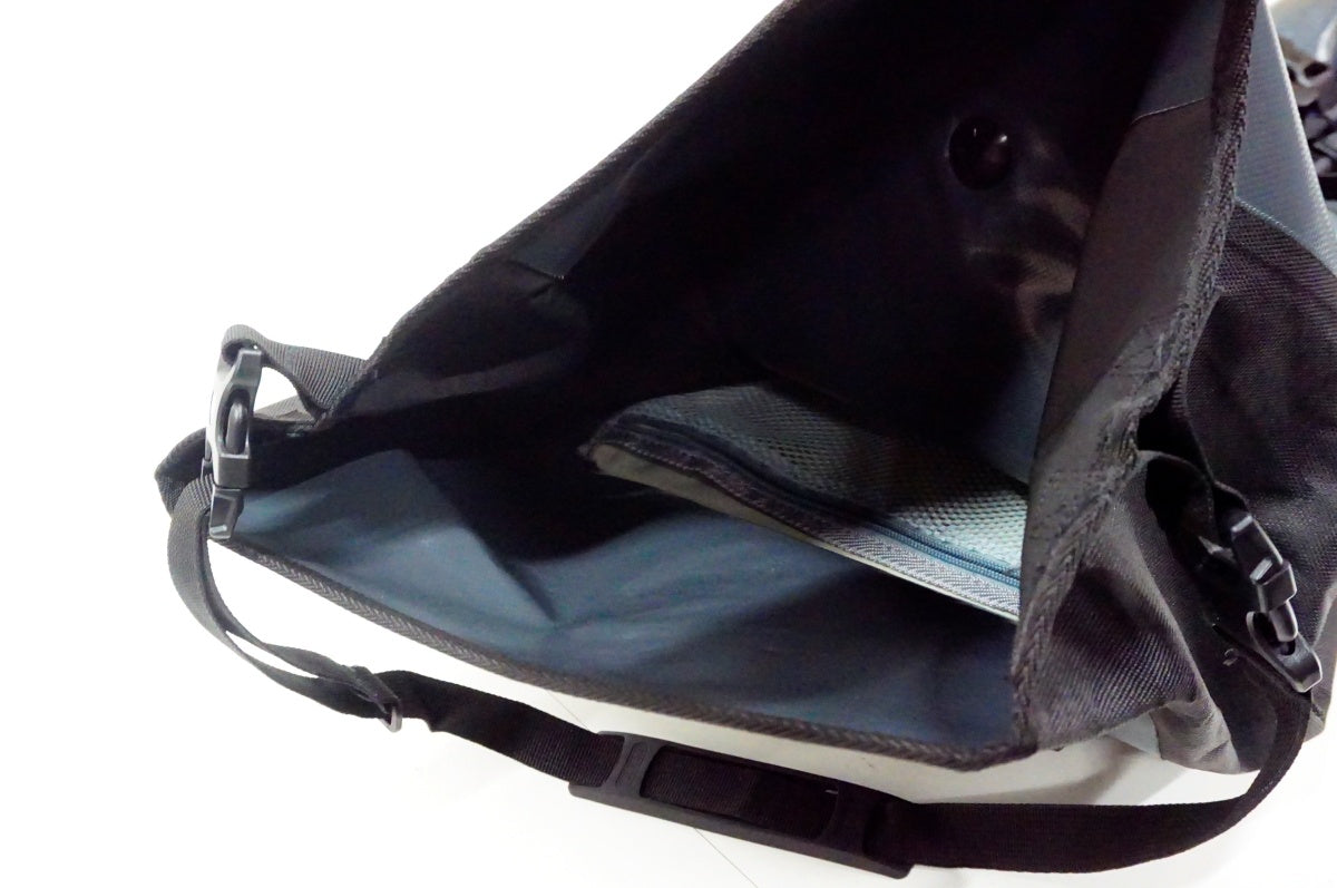 ORTLIEB 「オルトリーブ」 バックローラークラシック QL2.1 パニアバッグ / 名古屋大須店