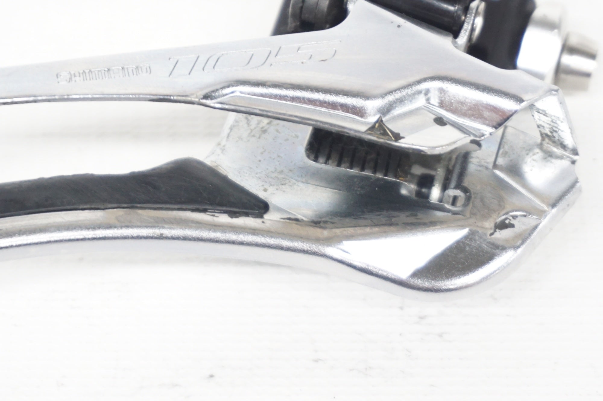 SHIMANO 「シマノ」 105 FD-5801 フロントディレイラー / 阪急塚口店