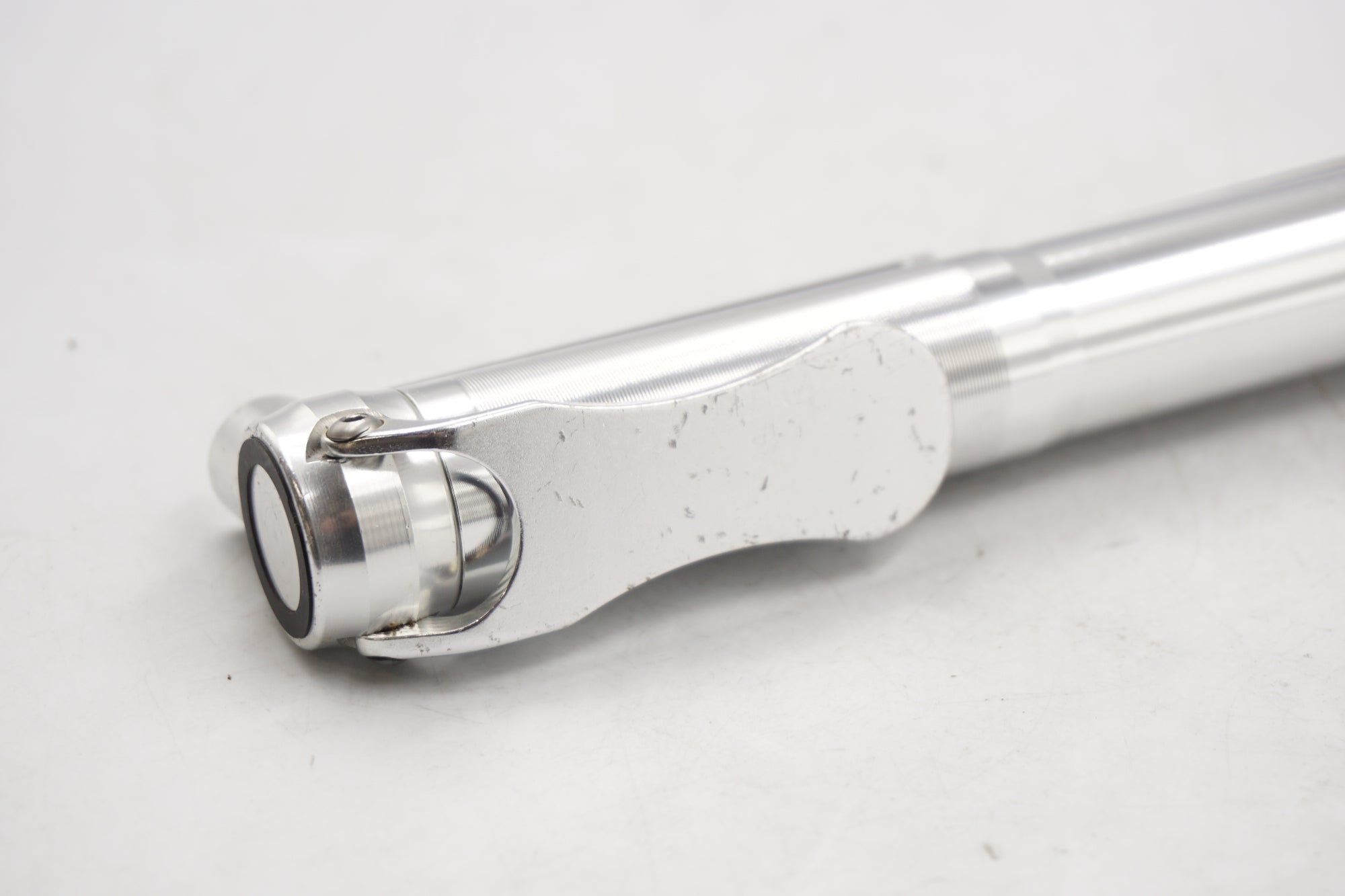 ブランド不明 携帯ポンプ / 奈良店