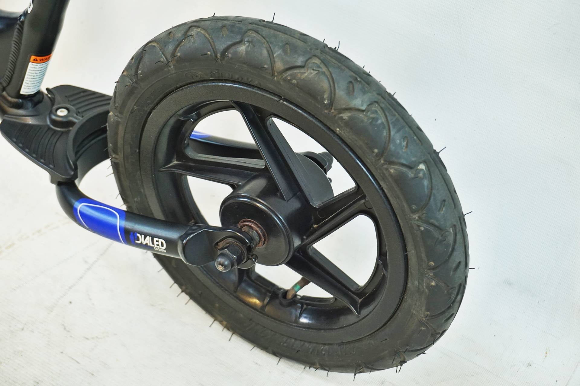 TREK 「トレック」 KICKSTER 2016年モデル 12インチ キックバイク