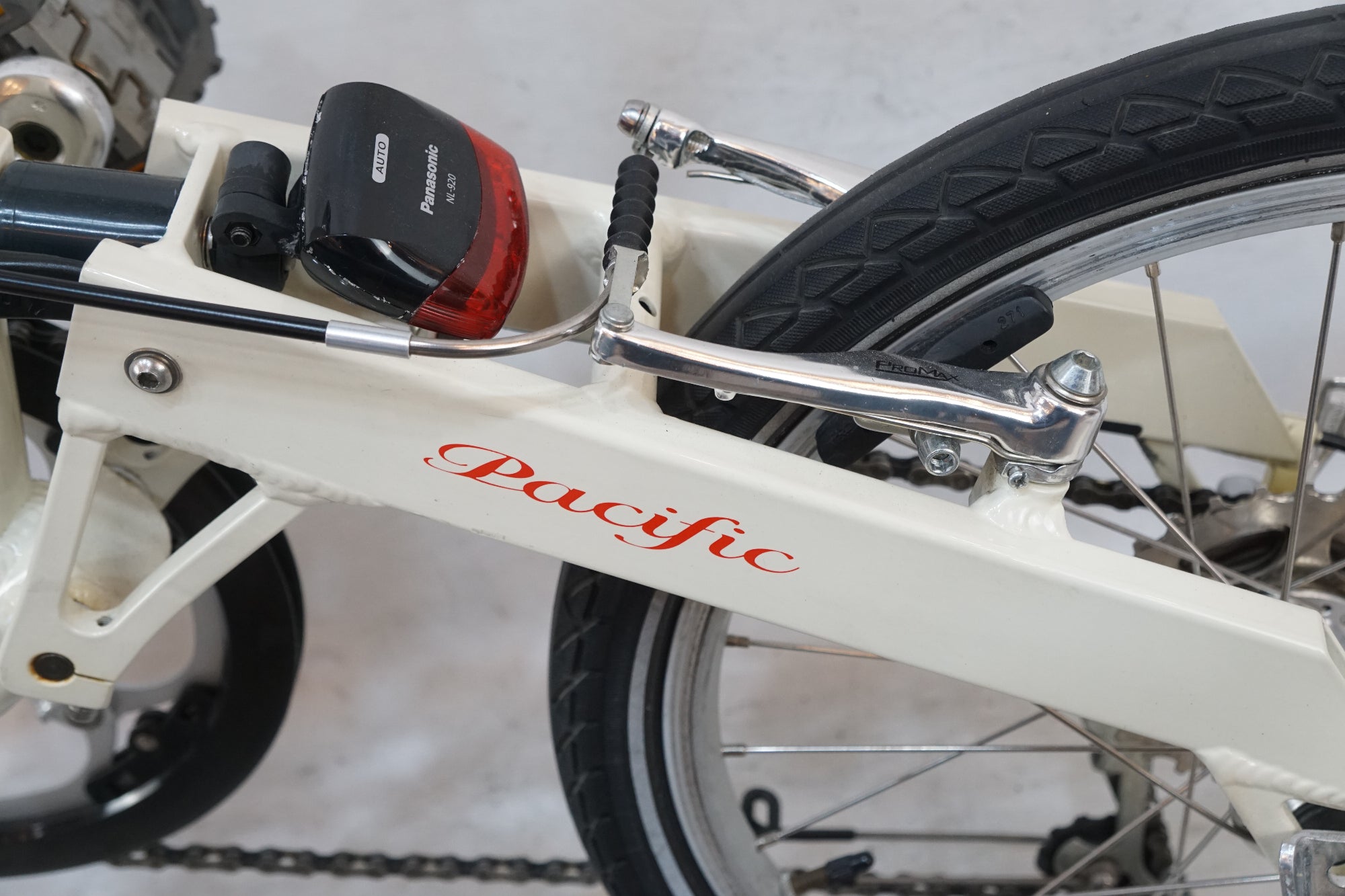 PEUGEOT プジョー　折りたたみ自転車 18インチ　※ジャンク ジャンク PEUGEOT 「プジョー」 PACIFIC 18 2007年モデル 18インチ