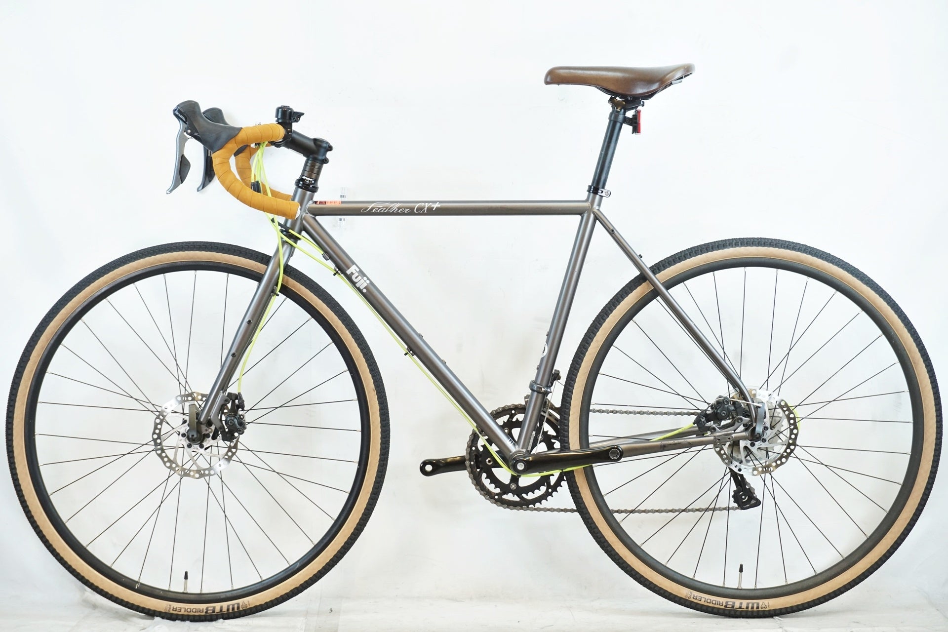 FUJI 「フジ」 FEATHER CX+ 2020年モデル ロードバイク / 有明ガーデン