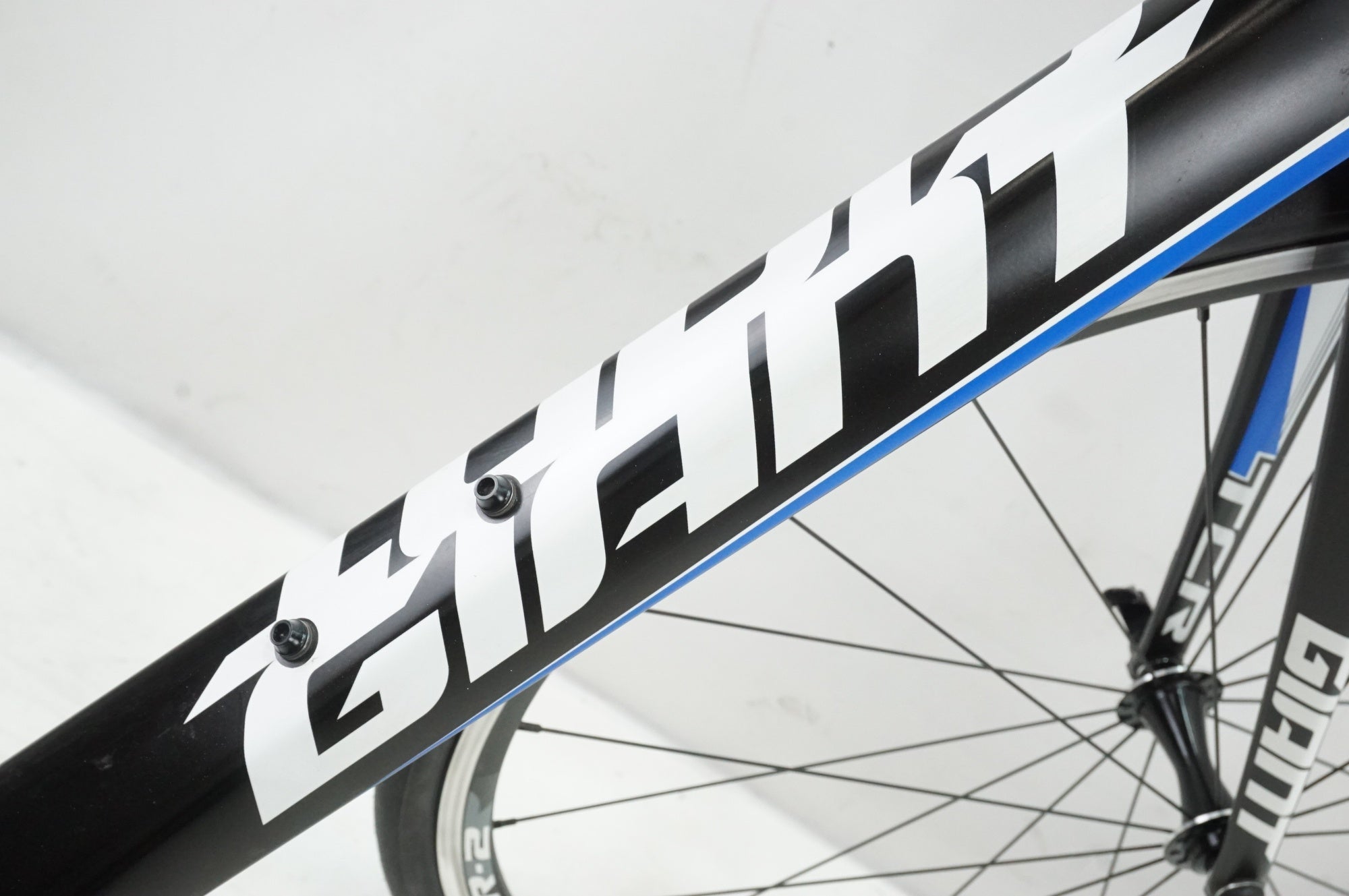 GIANT 「ジャイアント」 TCR ADVANCED 2 2015年モデル ロードバイク GIANT 「ジャイアント」 TCR ADVANCED 2 2015年モデル ロードバイク