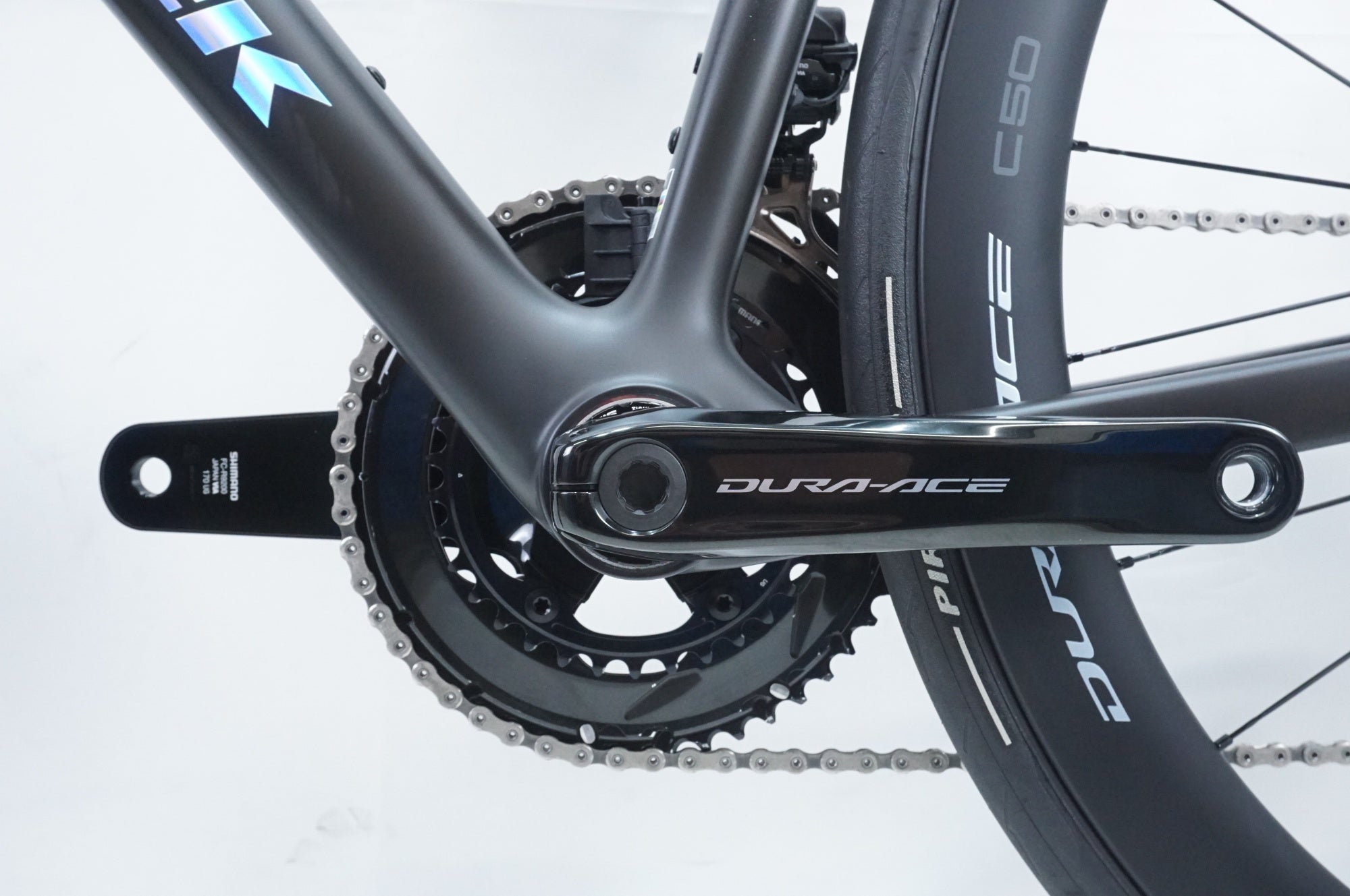 TREK 「トレック」 MADONE SLR9 2025年モデル カスタム ロードバイク / 大宮店