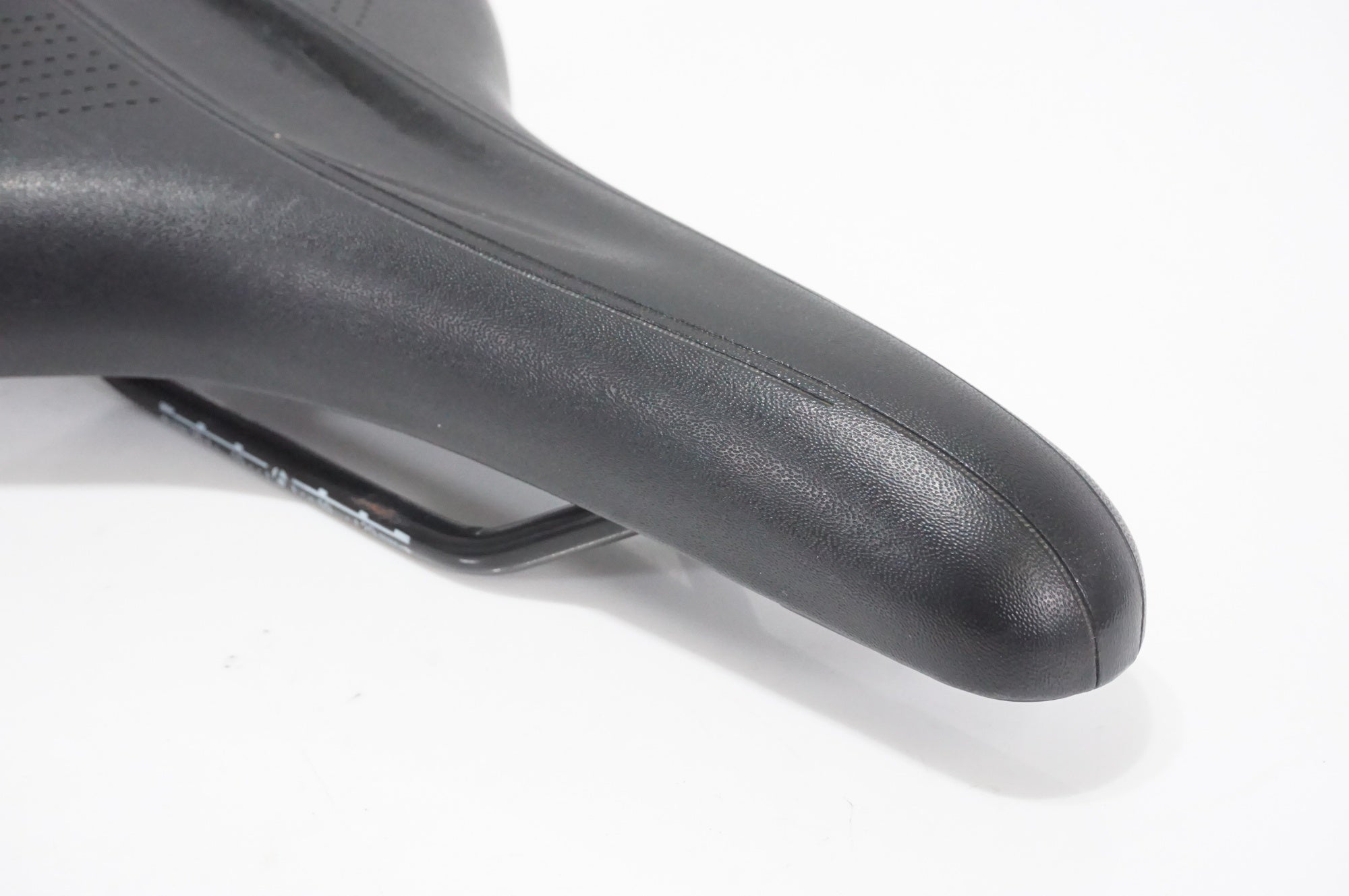 BONTRAGER 「ボントレガー」 NEBULA INFORM PLUS サドル / AKIBA店