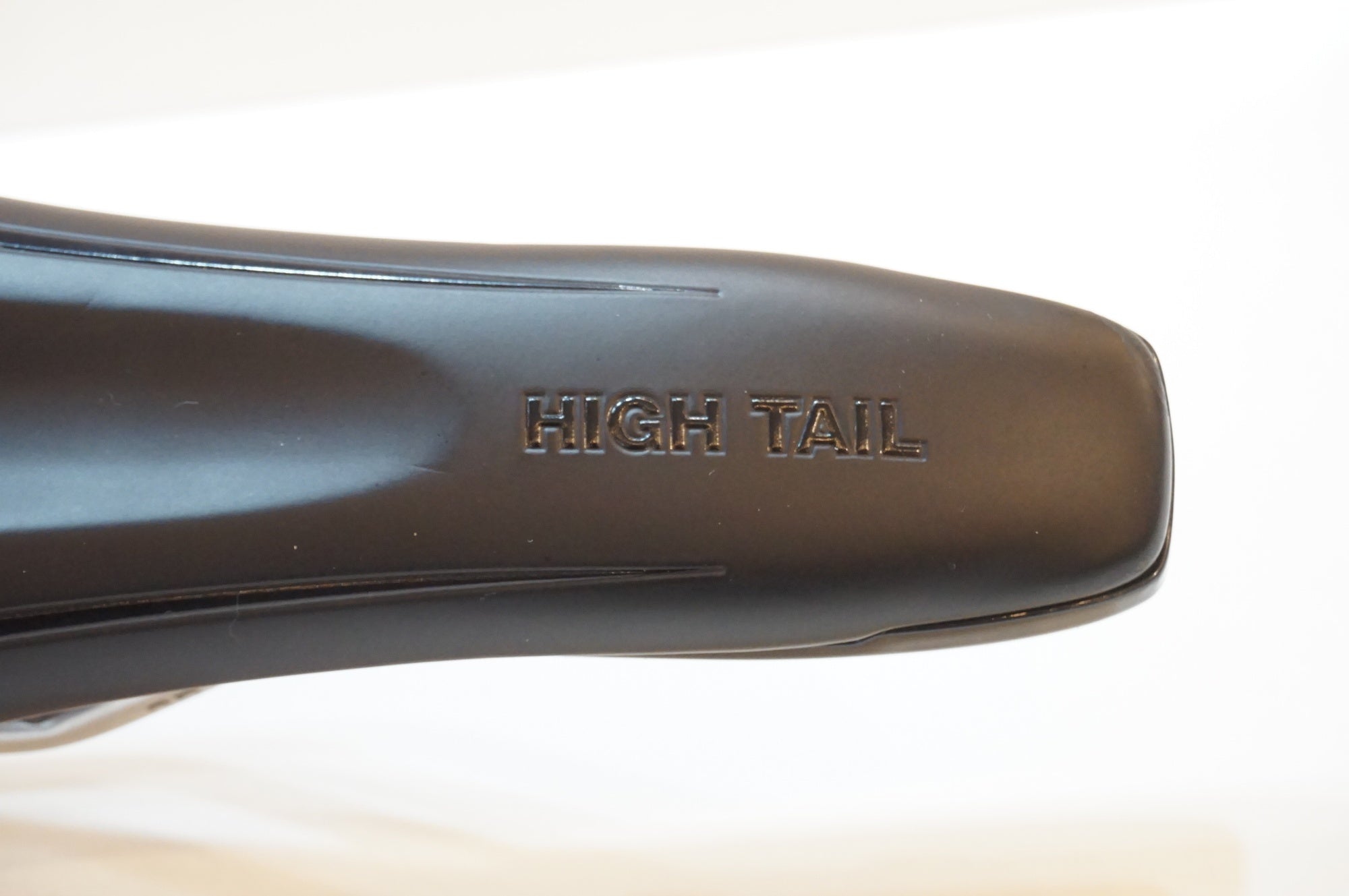 WTB 「ダブリューティービー」 HIGH TAIL PRO Sサイズ サドル / 浦和ベース