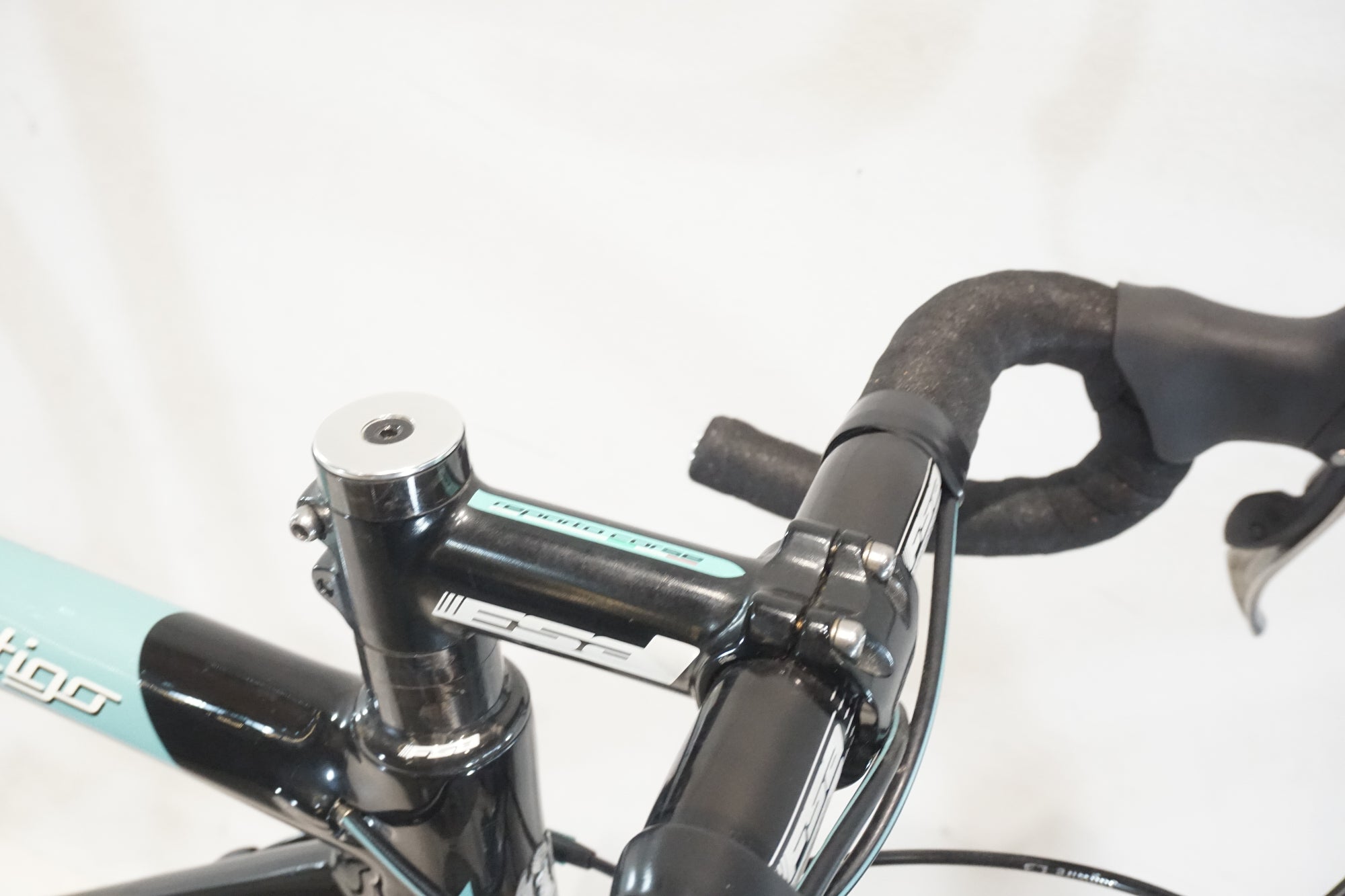 BIANCHI 「ビアンキ」 VERTIGO TIAGRA 2013年モデル ロードバイク / 横浜戸塚店