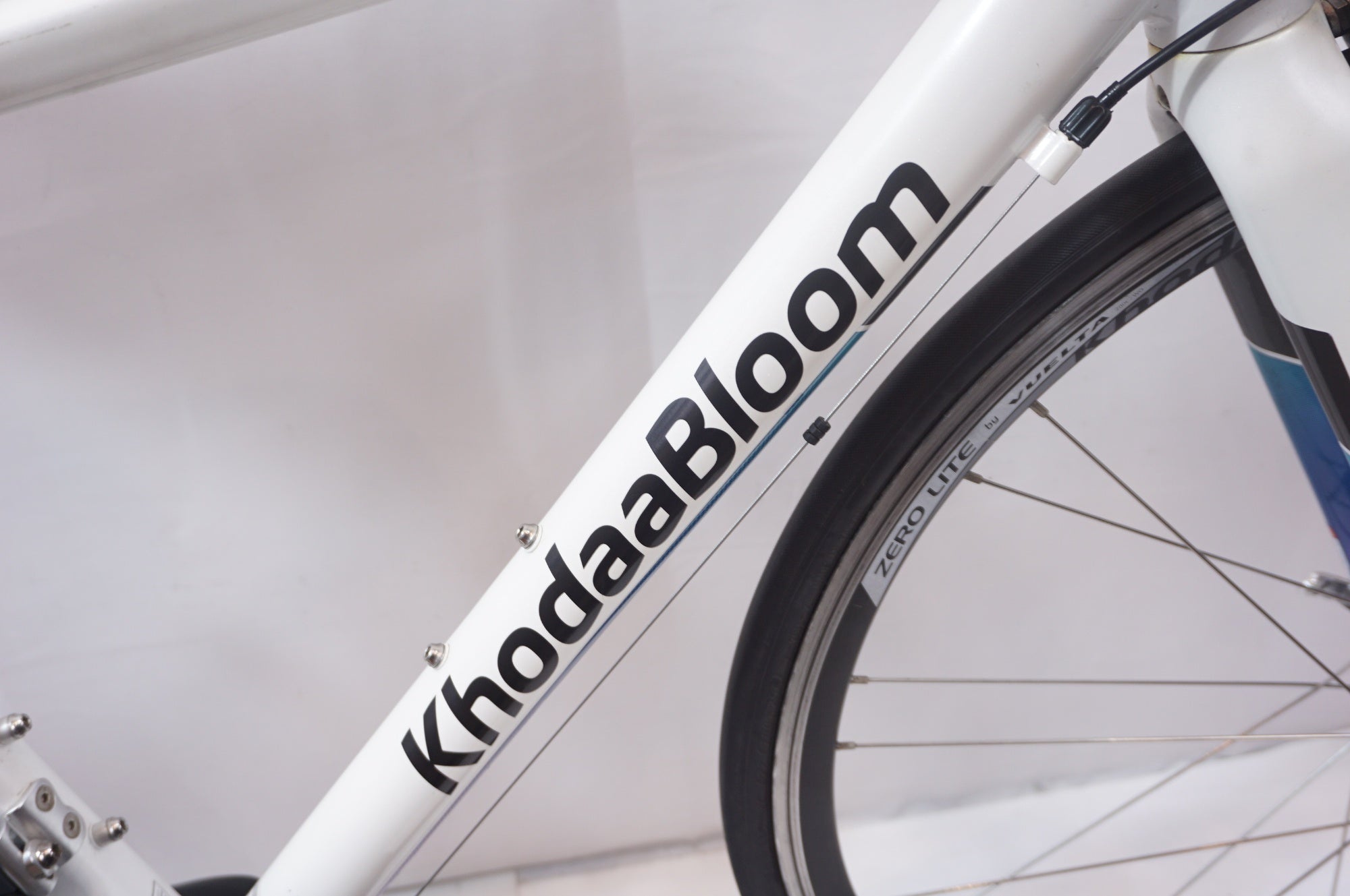 KHODAABLOOM 「コーダブルーム」 FARNA CLARIS 2015年モデル ロードバイク / 世田谷店