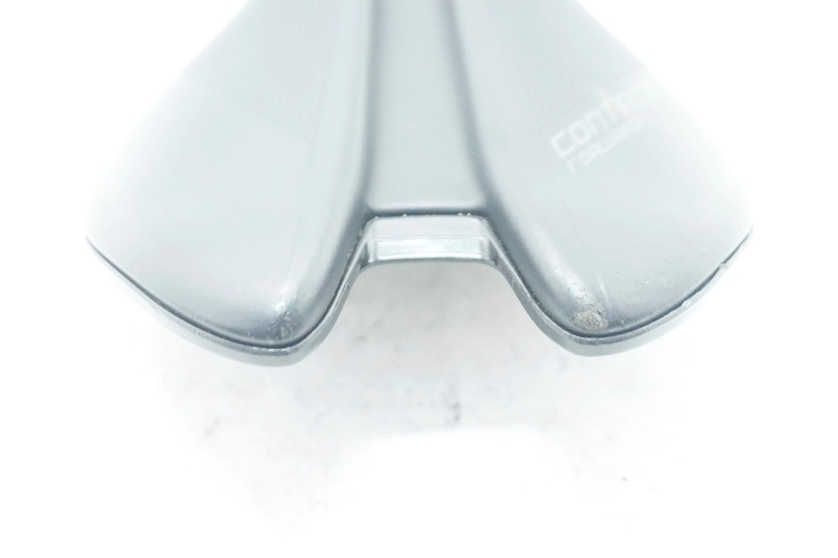 GIANT 「ジャイアント」 CONTACT SL FORWARD サドル / 大阪門真店