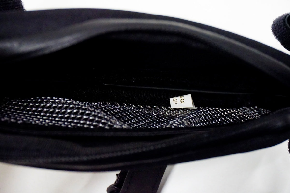 ZIPP 「ジップ」 フレームバッグ / 名古屋大須店