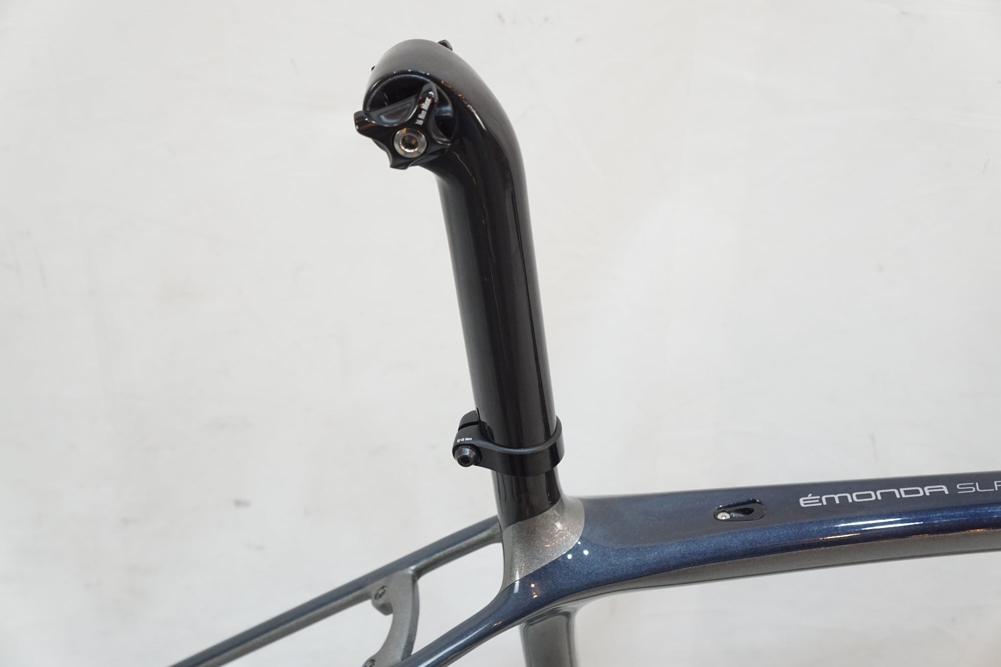 TREK 「トレック」 EMONDA SLR H2 2018年モデル フレームセット