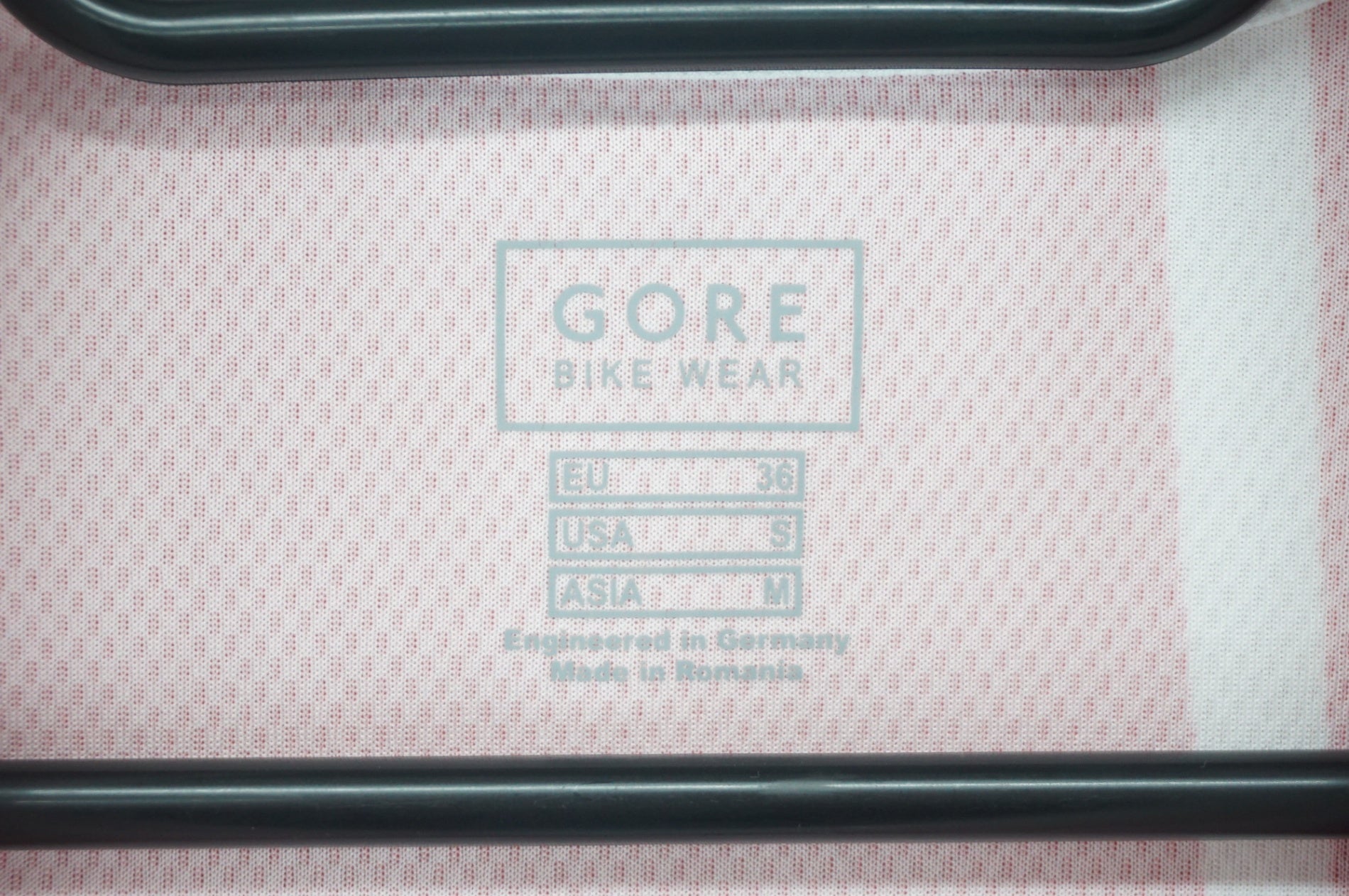 GORE WEAR 「ゴアウェア」 Mサイズ ジャージ / 阪急塚口店