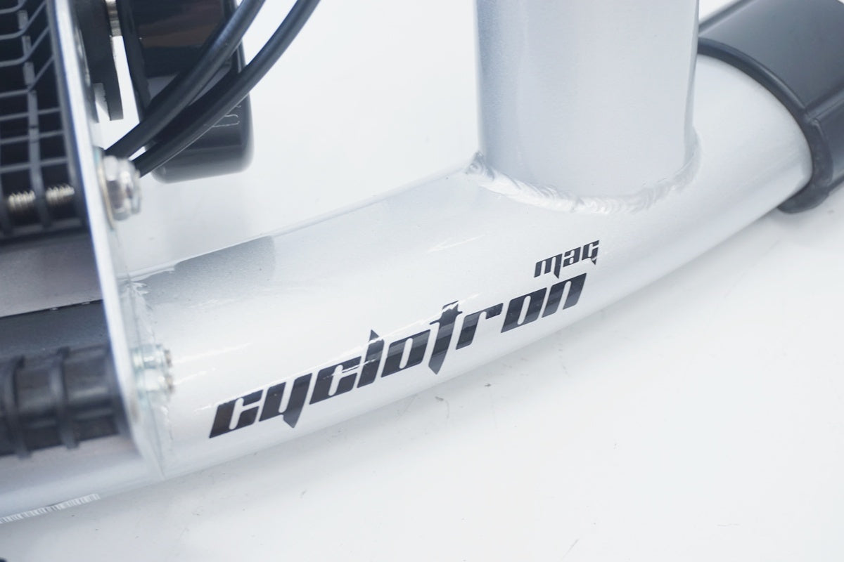 GIANT 「ジャイアント」 CYCLOTRON MAG2 サイクルトレーナー / 京都