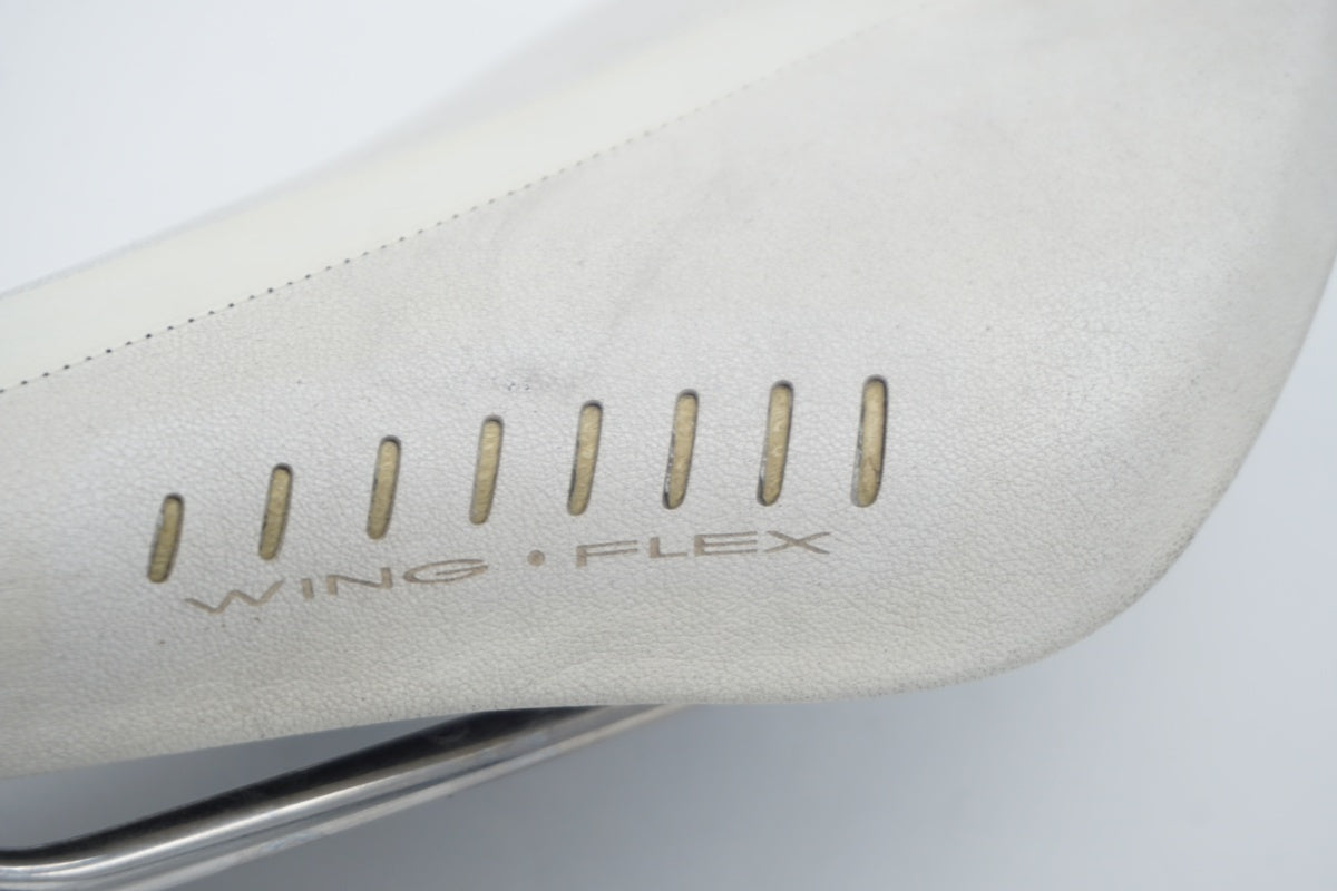 FIZIK 「フィジーク」 ARIONE WING FLEX サドル / 滋賀大津店