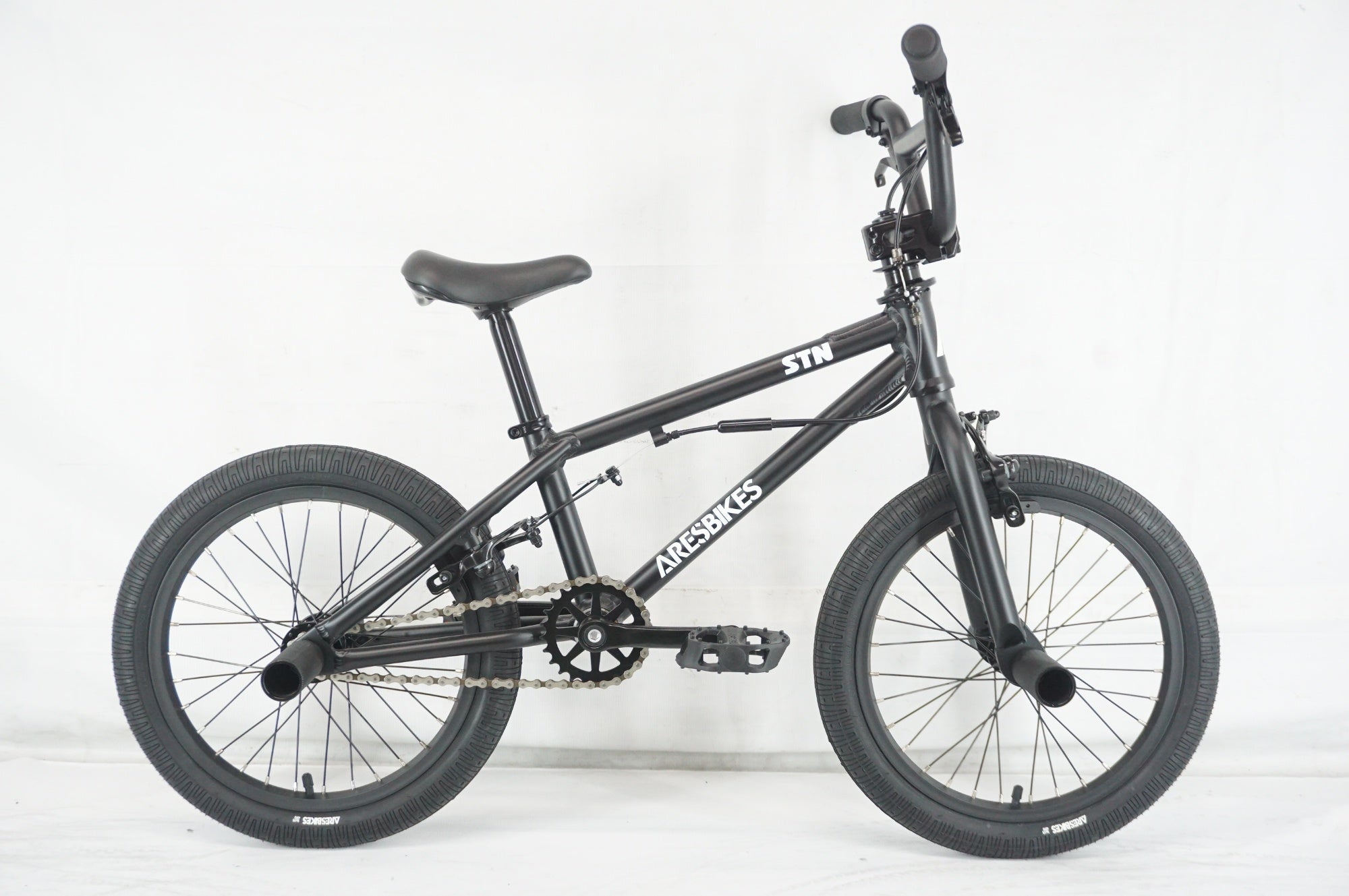 ARESBIKES 「アレスバイクス」 STN 2022年モデル キッズバイク / 阪急塚口店