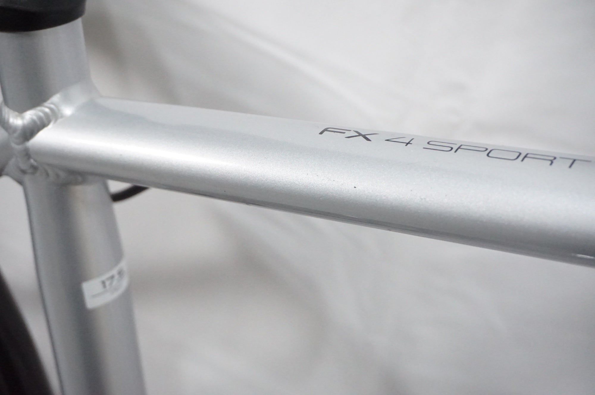 TREK 「トレック」 FX SPORT 4 2017年モデル クロスバイク / AKIBA店