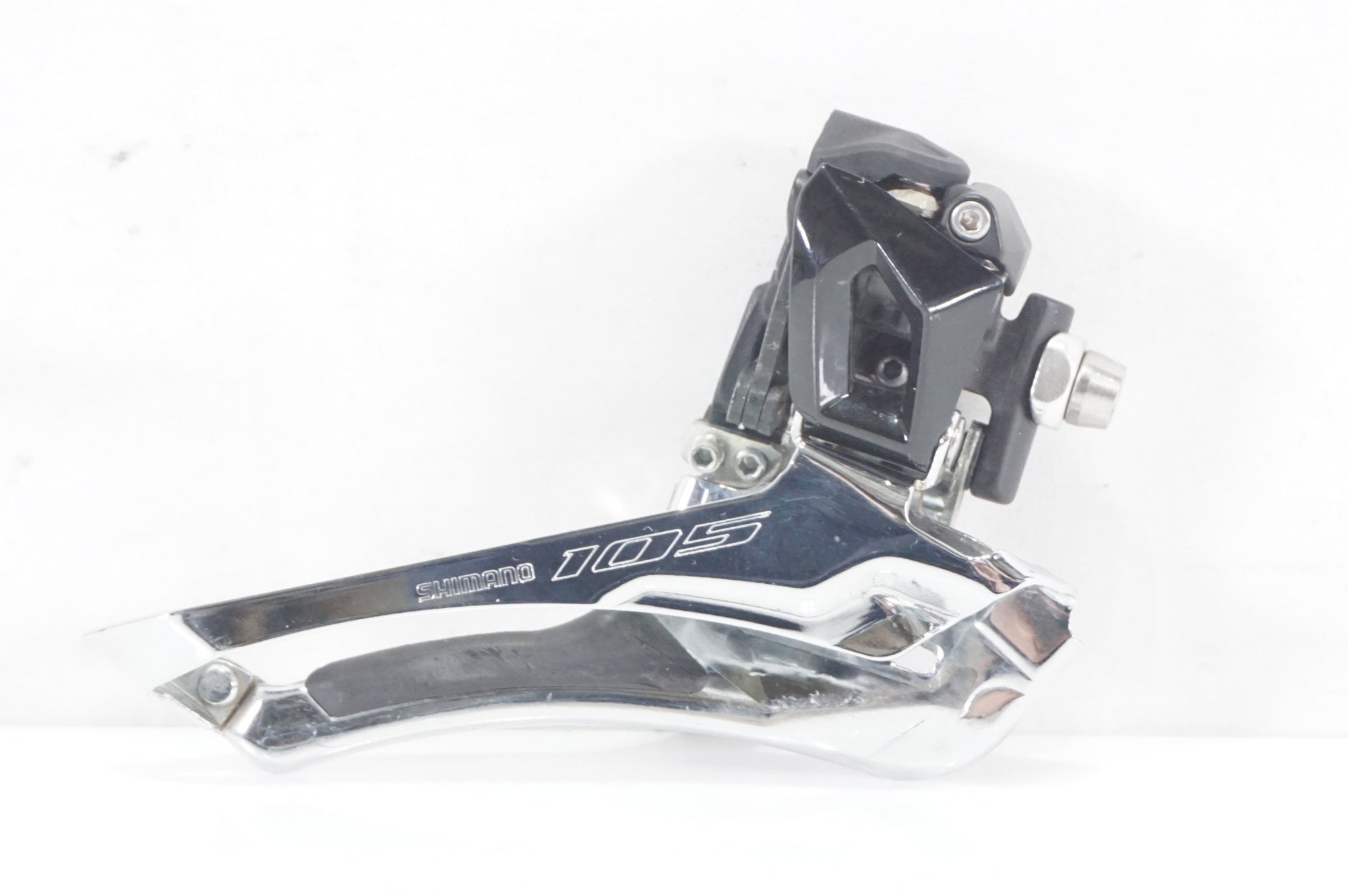 SHIMANO 「シマノ」 105 FD-R7000 フロントディレイラ― / AKIBA店