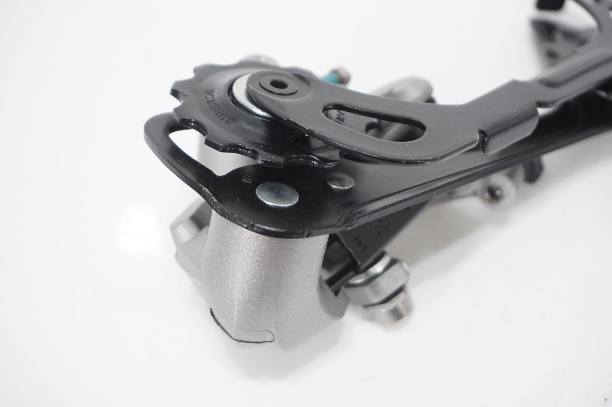 SHIMANO 「シマノ」 ALVIO RD-T4000 リアディレイラー / AKIBA店