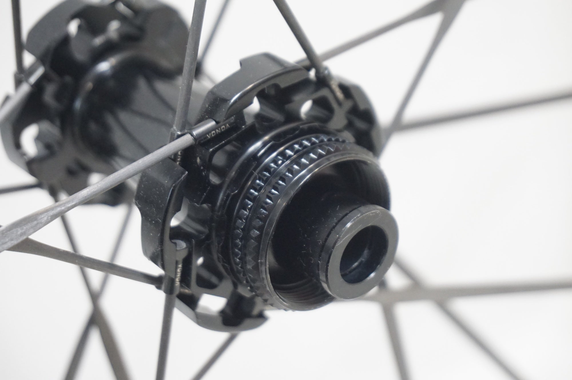 LUN 「ルン」 HYPER D45 DISC シマノ11速 ホイールセット / 福岡店