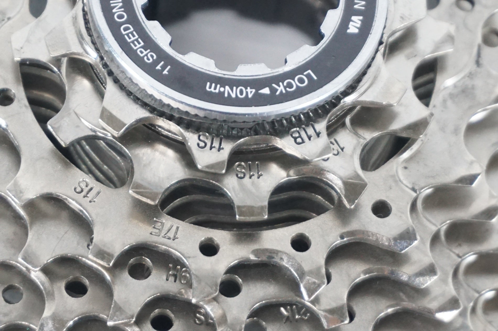 SHIMANO 「シマノ」 CS-HG700-11 11S 11-34T スプロケット / 阪急塚口