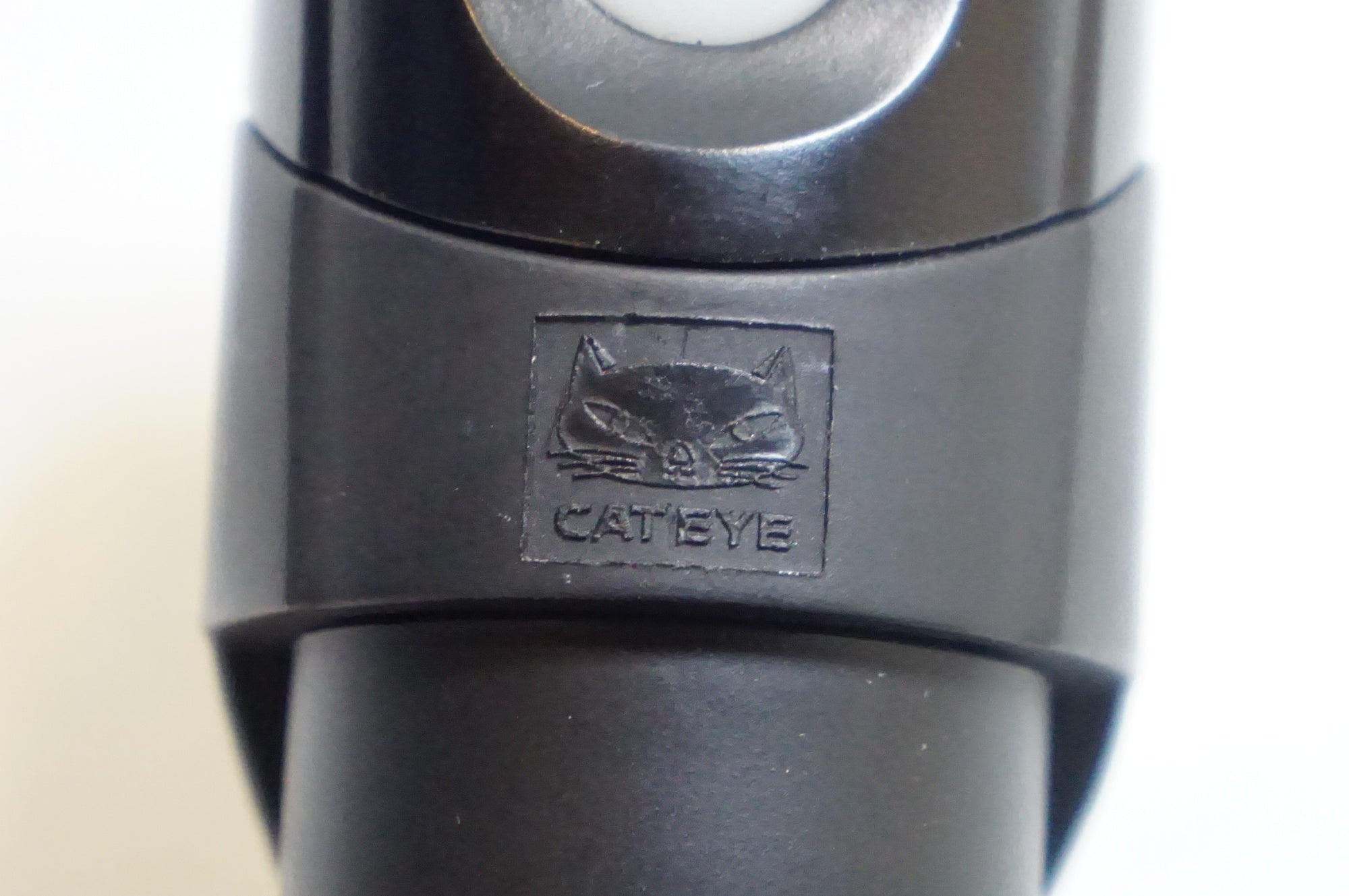 CATEYE 「キャットアイ」 VOLT400 NEO フロントライト / 熊谷本店