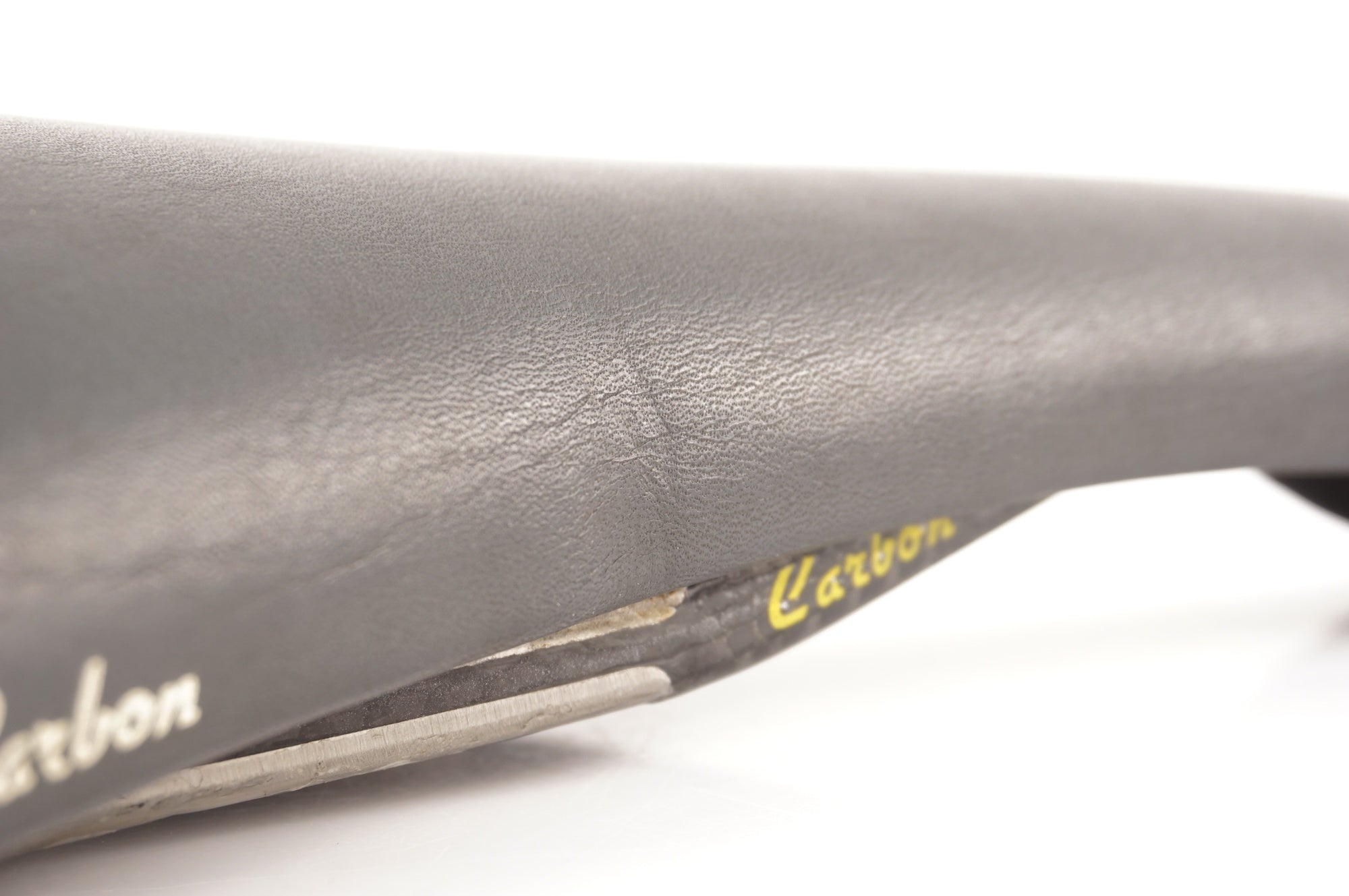 SELLE ITALIA 「セライタリア」 FLITE CARBON サドル / 中目黒店