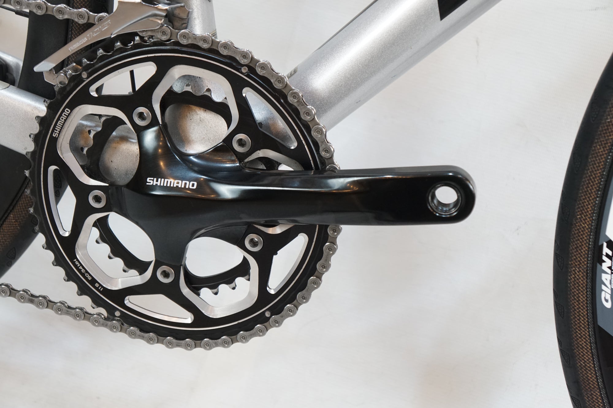 GIANT 「ジャイアント」 DEFY ADVANCED2 DISC 2015年モデル ロードバイク ジャイアント GIANT デファイ アドバンスド DEFY ADVANCED2 DISC 2015