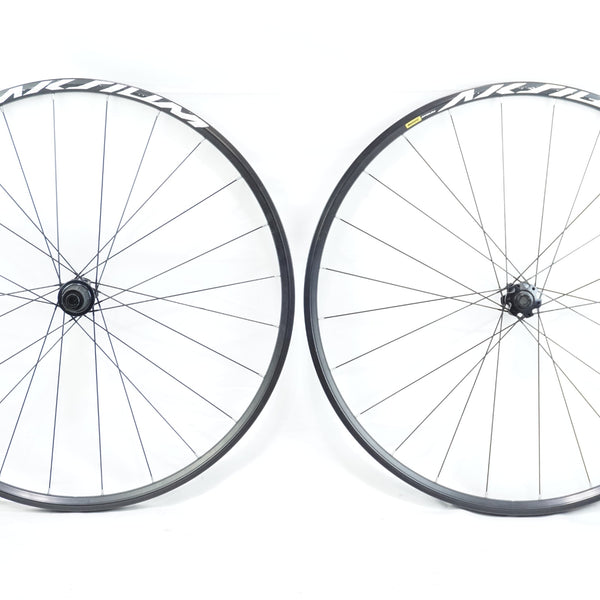 MAVIC 「マヴィック」 AKSIUM DISC シマノ11速 ホイールセット / 中