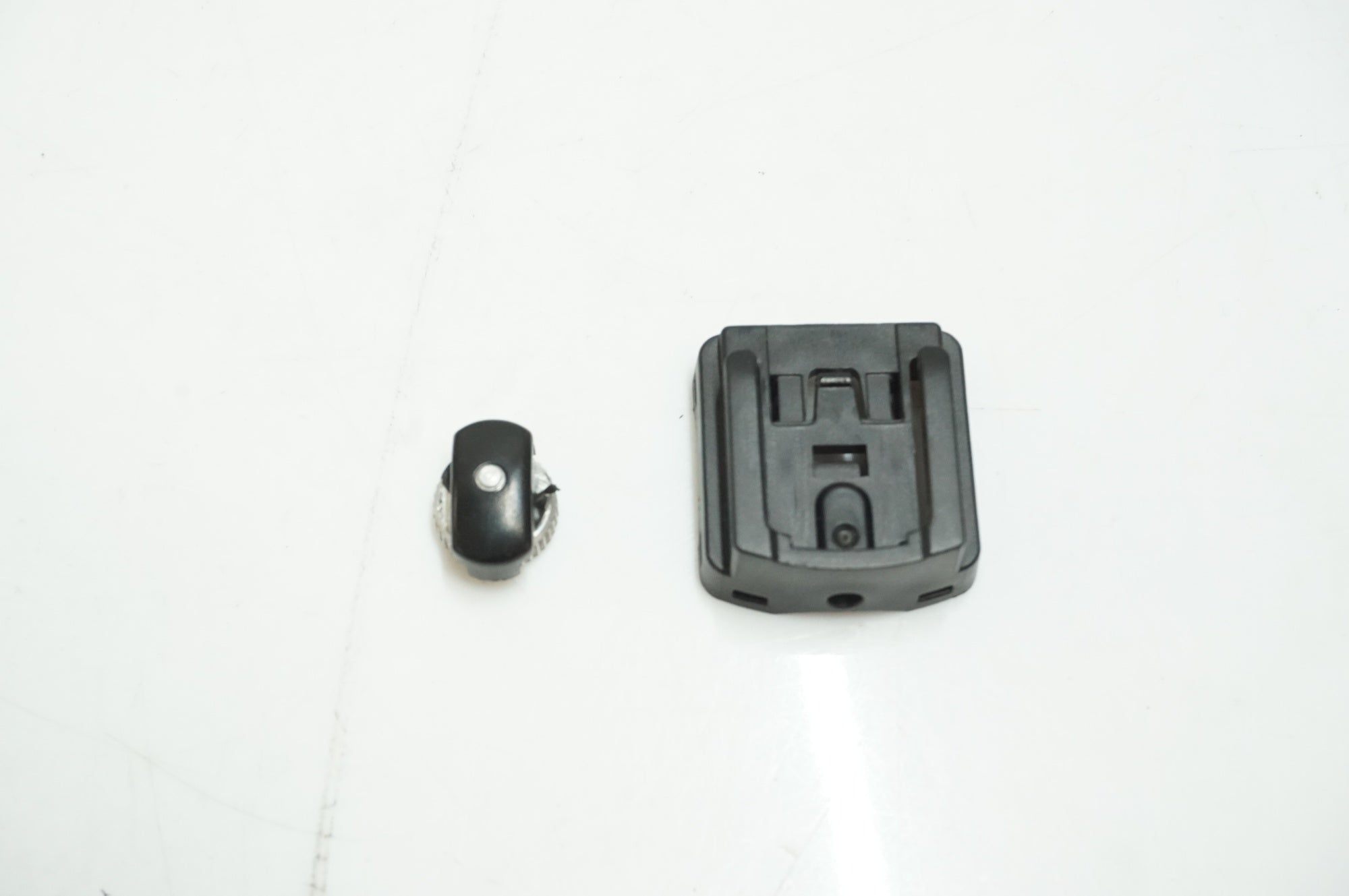 CATEYE 「キャットアイ」 VELO WIRELESS サイクルコンピューター / 大宮店