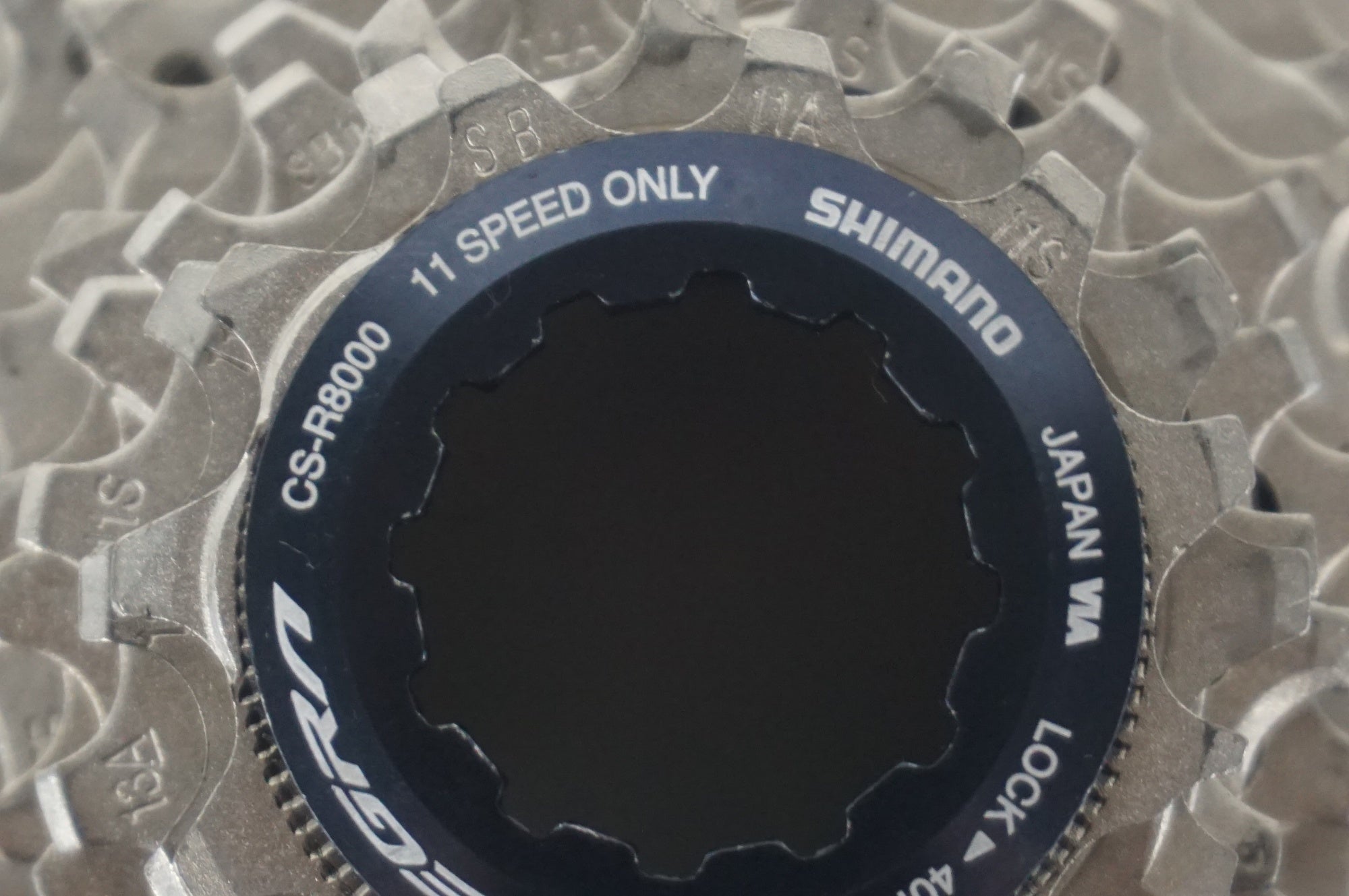 SHIMANO 「シマノ」 ULTEGRA CS-R8000 11-28T スプロケット
